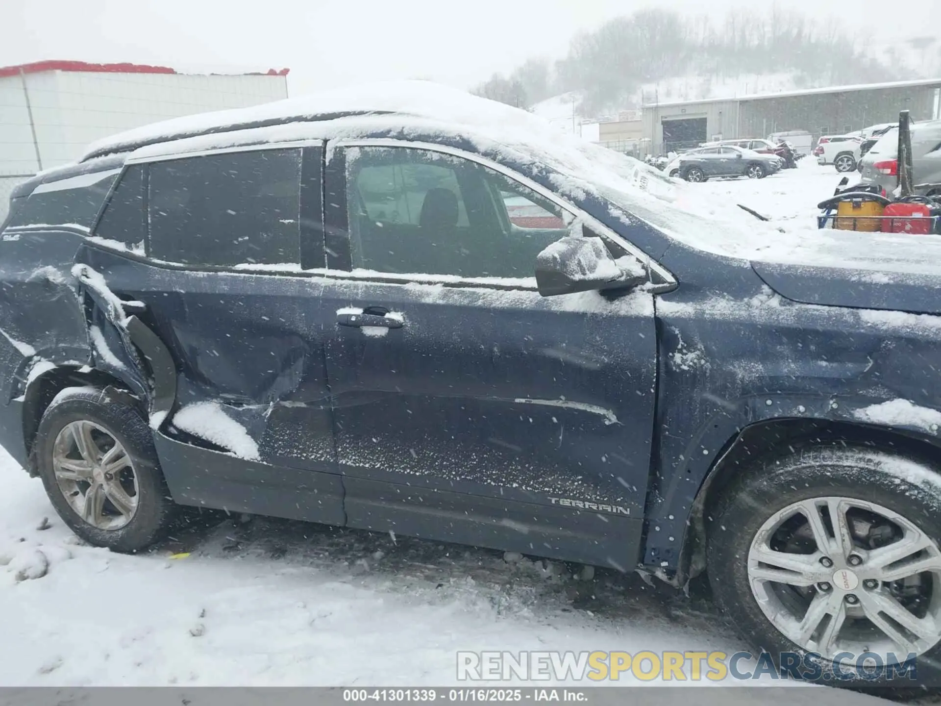 13 Photograph of a damaged car 3GKALTEV7KL137271 GMC TERRAIN 2019