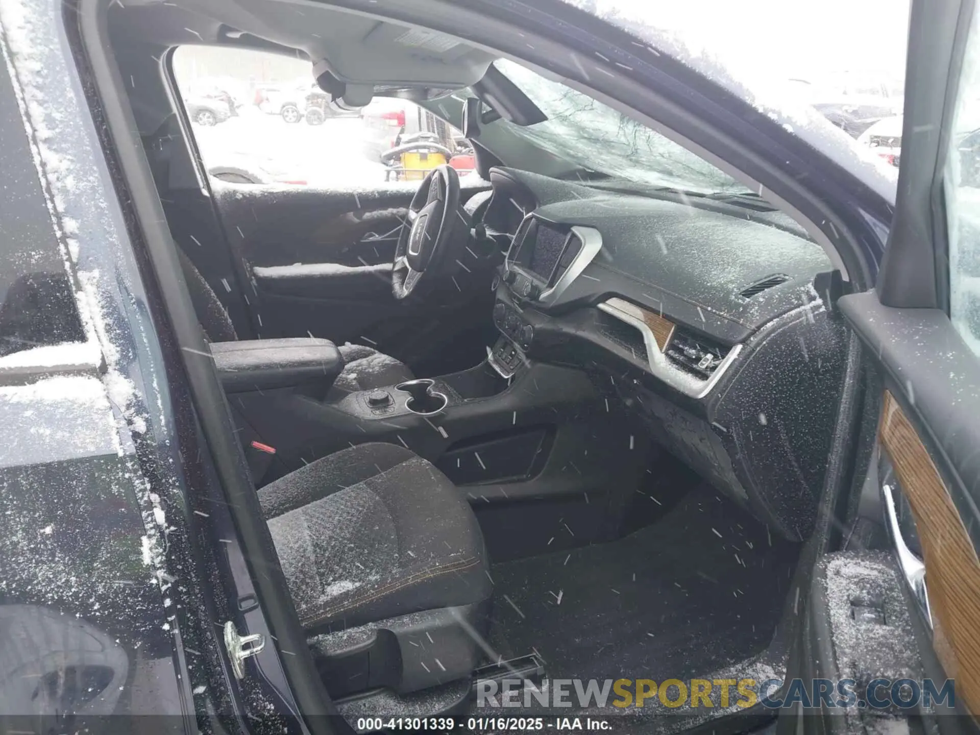 5 Photograph of a damaged car 3GKALTEV7KL137271 GMC TERRAIN 2019