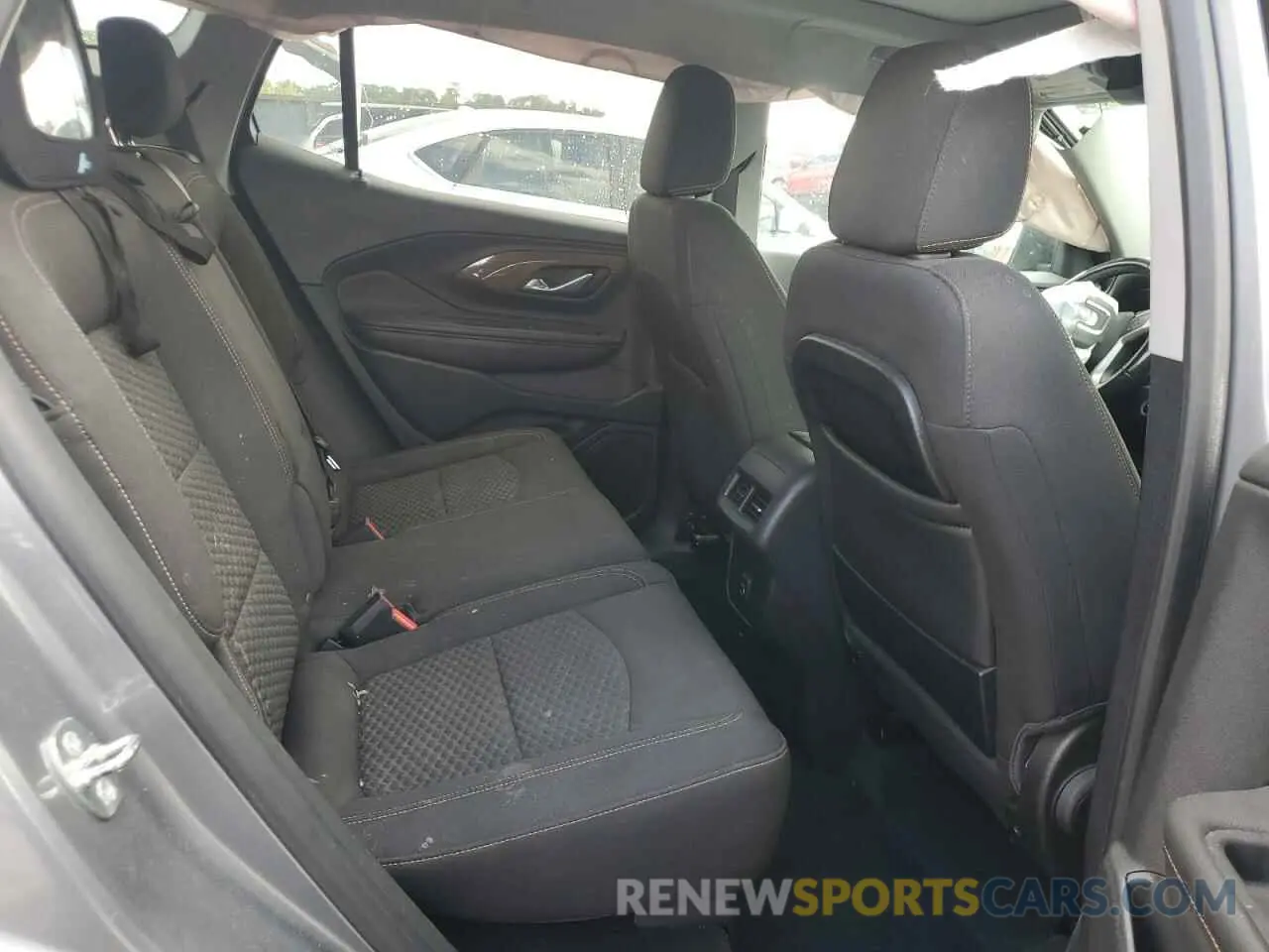 11 Photograph of a damaged car 3GKALTEV7KL177723 GMC TERRAIN 2019