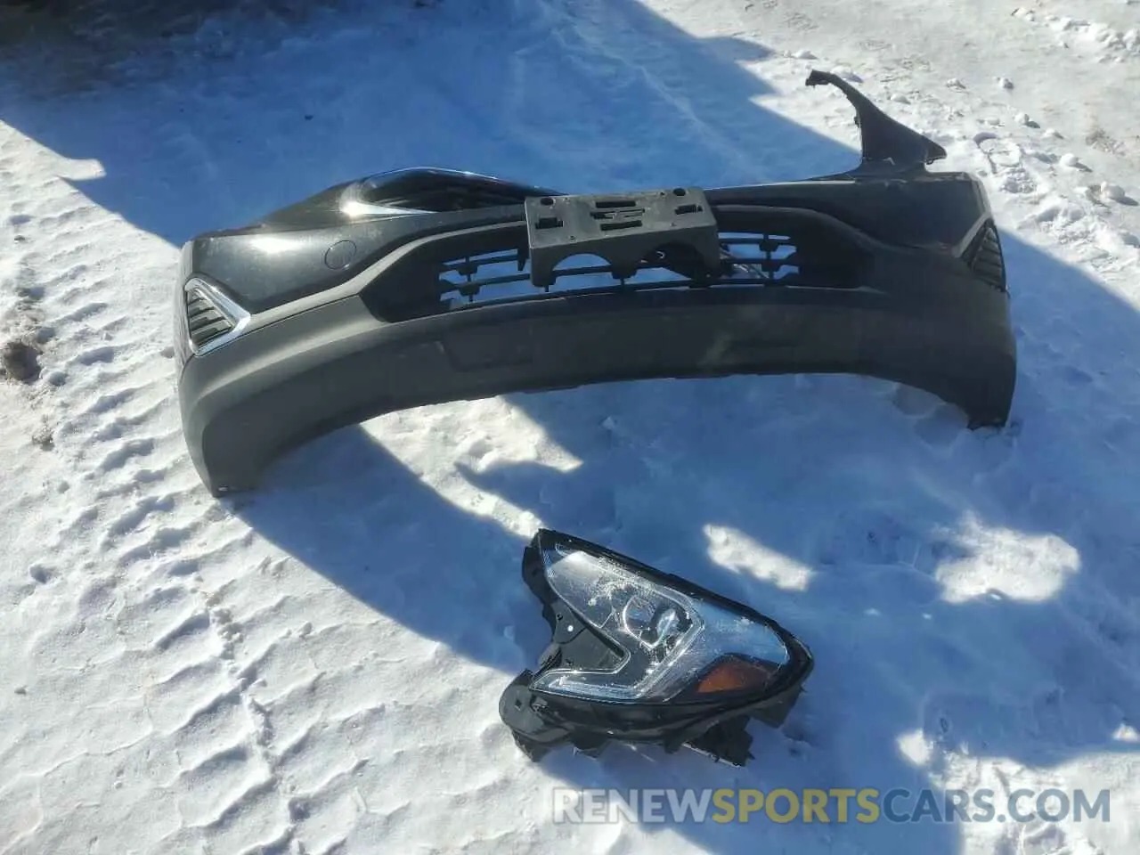 13 Photograph of a damaged car 3GKALTEV7KL184512 GMC TERRAIN 2019