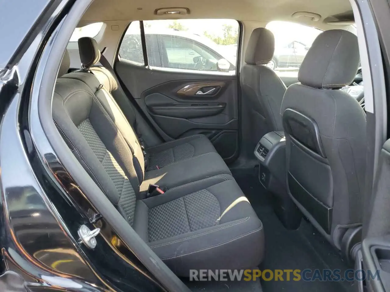 11 Photograph of a damaged car 3GKALTEV7KL242327 GMC TERRAIN 2019