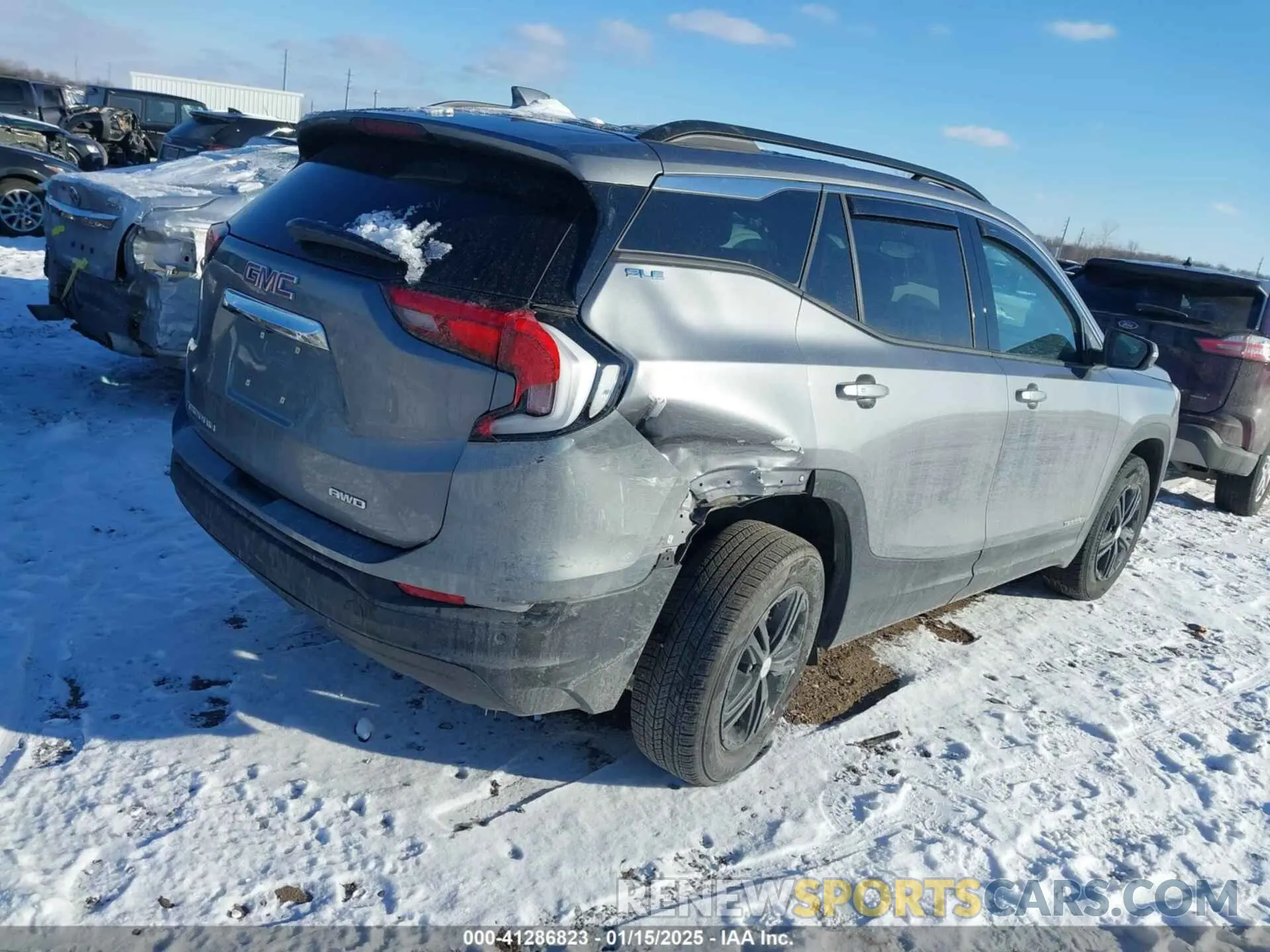 4 Photograph of a damaged car 3GKALTEV8KL179691 GMC TERRAIN 2019