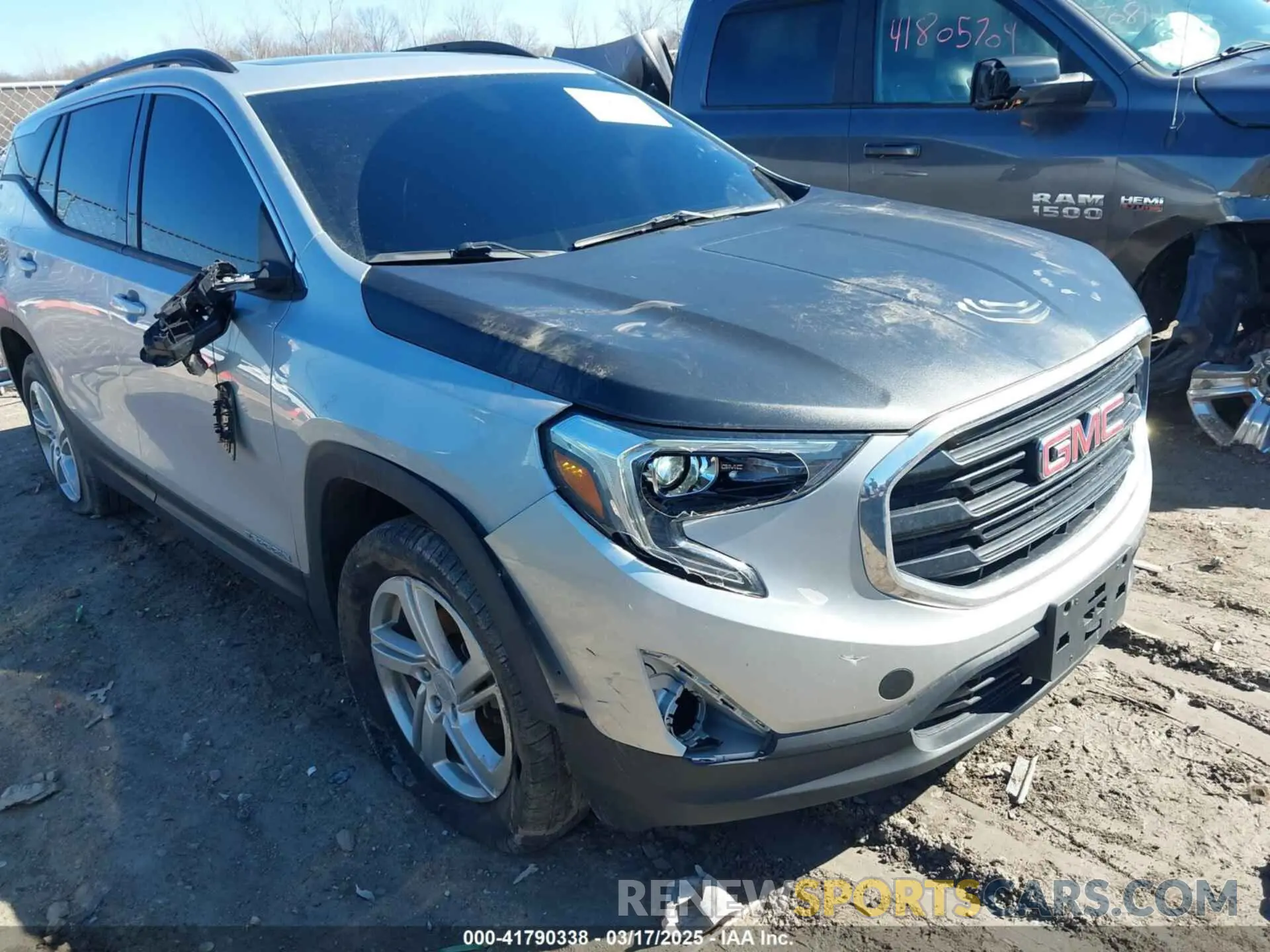 17 Photograph of a damaged car 3GKALTEV9KL132718 GMC TERRAIN 2019