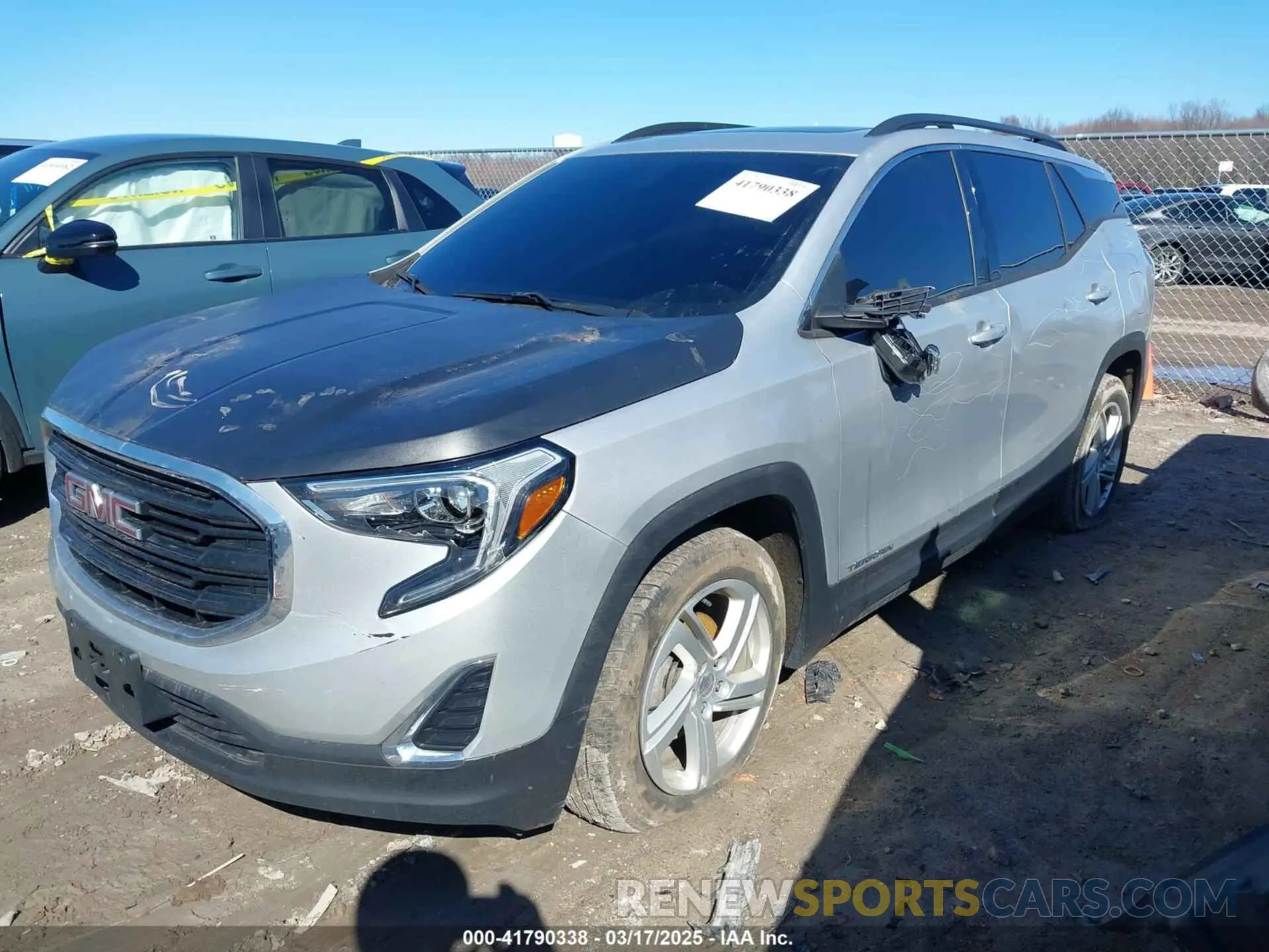 18 Photograph of a damaged car 3GKALTEV9KL132718 GMC TERRAIN 2019