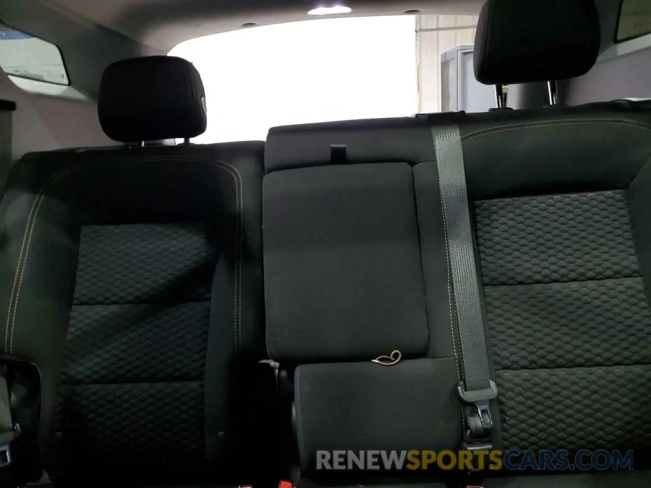 10 Photograph of a damaged car 3GKALTEVXKL292137 GMC TERRAIN 2019