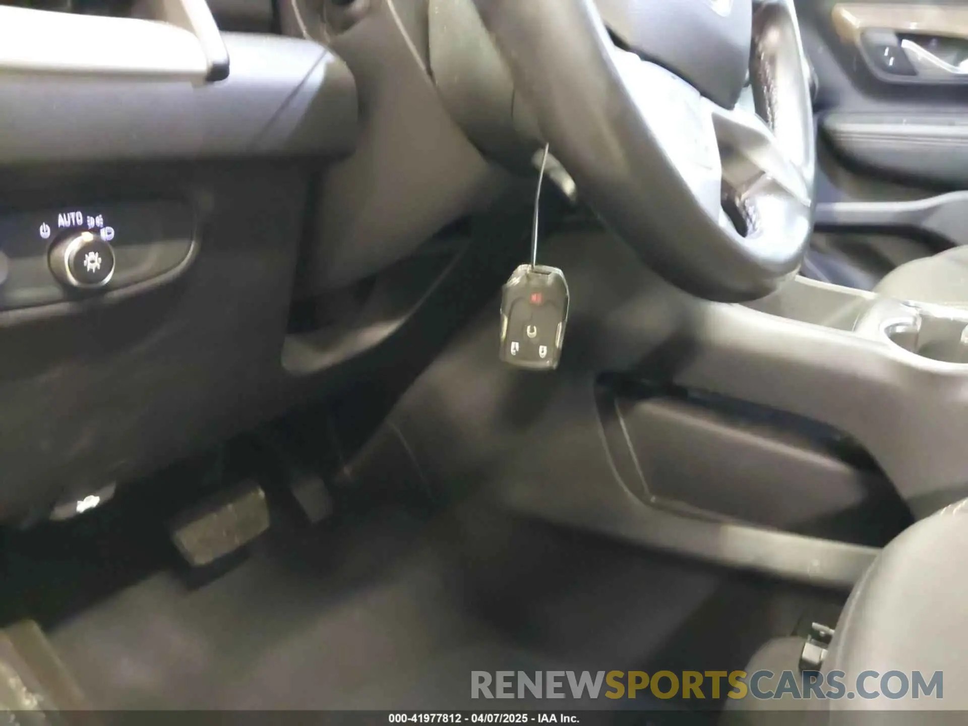 11 Photograph of a damaged car 3GKALTEVXKL300186 GMC TERRAIN 2019