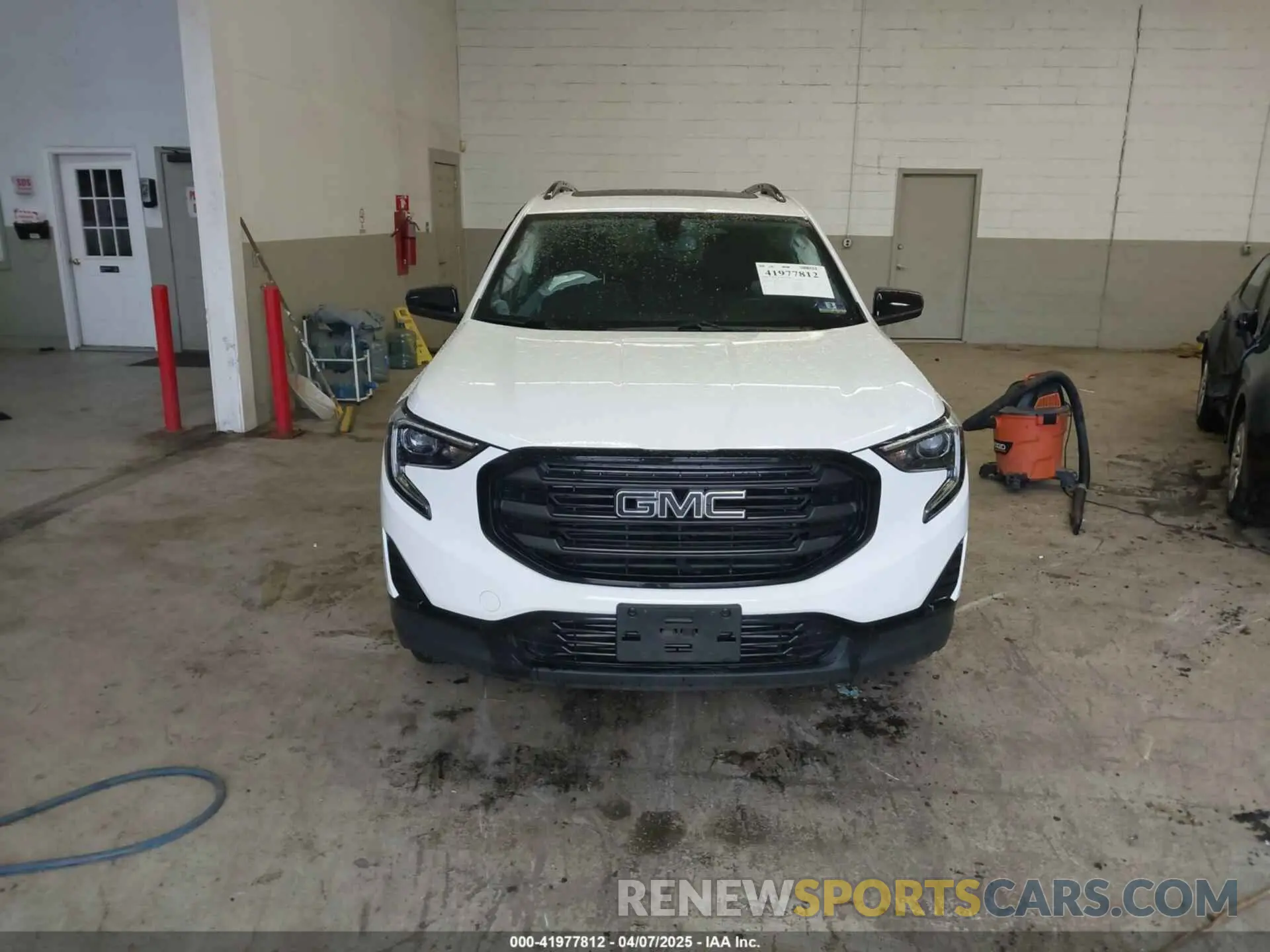 12 Photograph of a damaged car 3GKALTEVXKL300186 GMC TERRAIN 2019