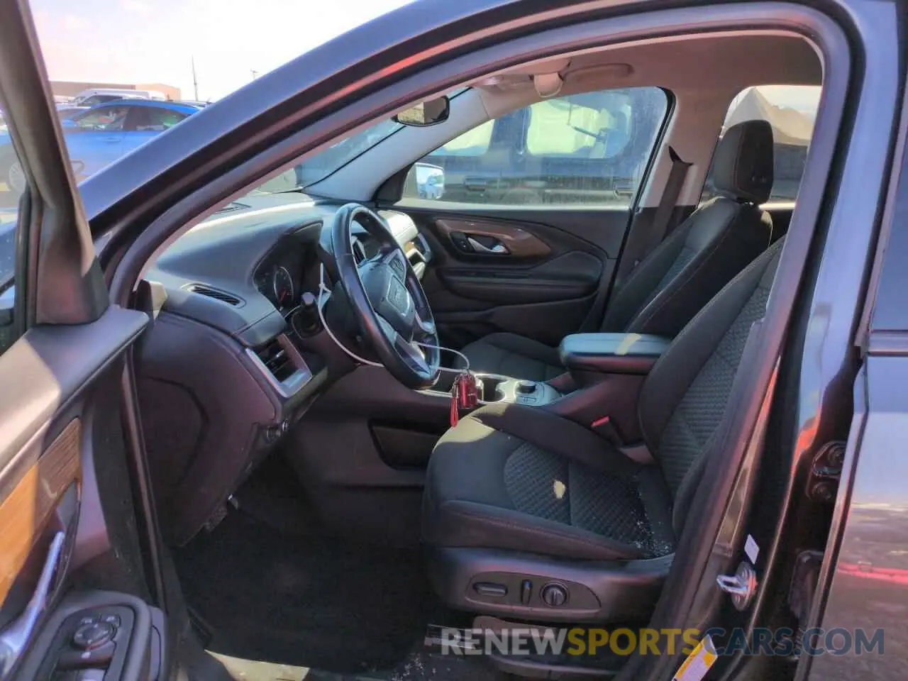 7 Photograph of a damaged car 3GKALTEX4KL370851 GMC TERRAIN 2019