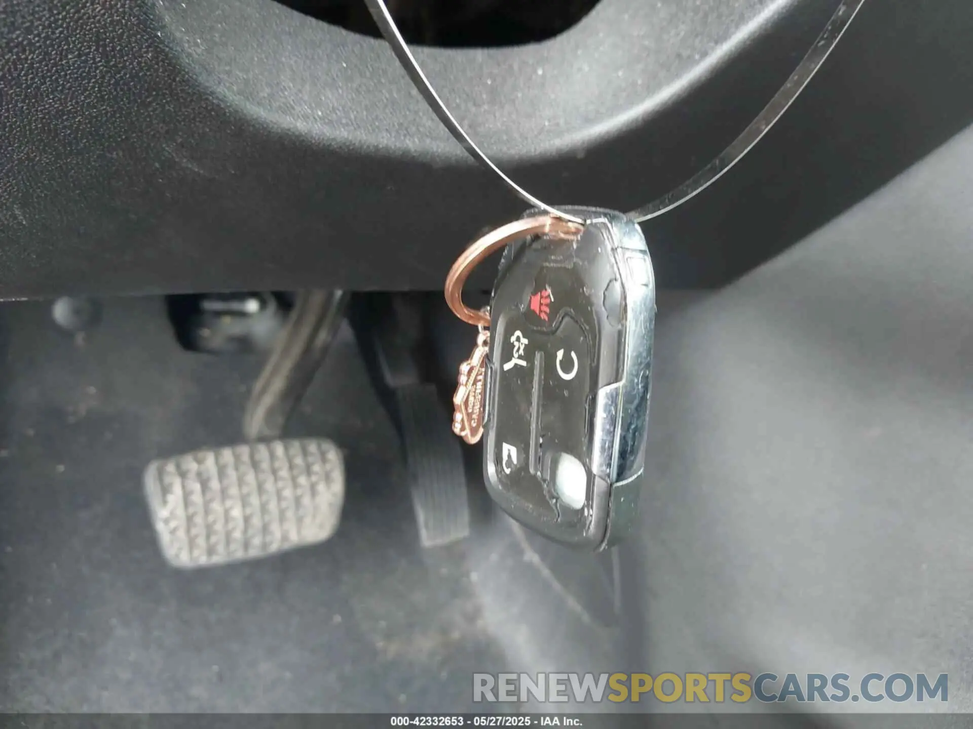 11 Photograph of a damaged car 3GKALVEV0KL102762 GMC TERRAIN 2019
