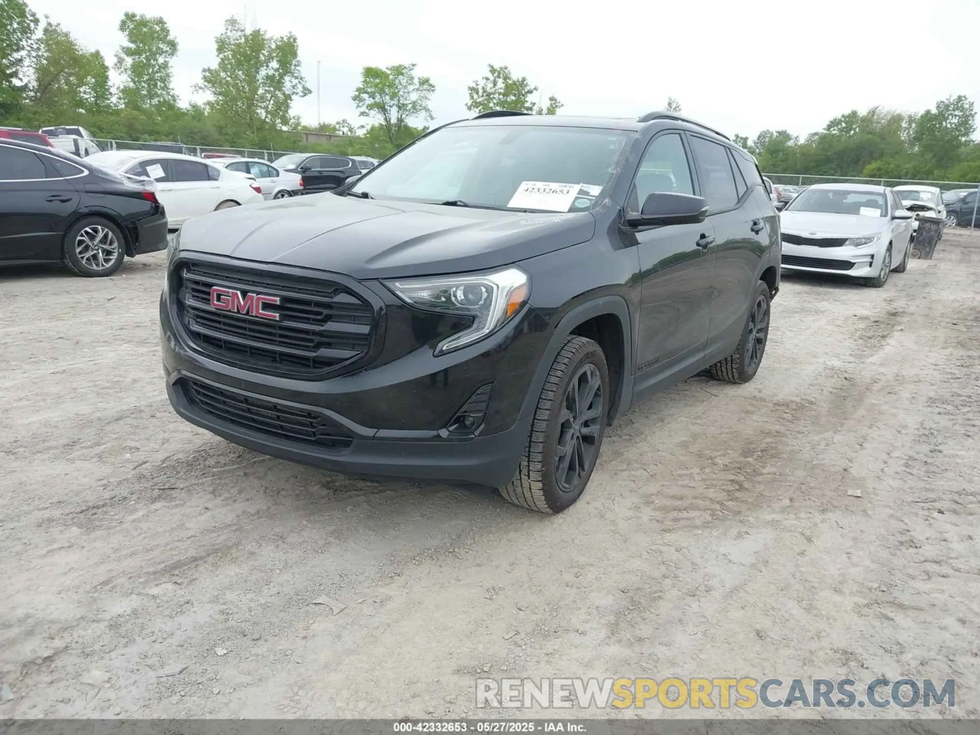 2 Photograph of a damaged car 3GKALVEV0KL102762 GMC TERRAIN 2019
