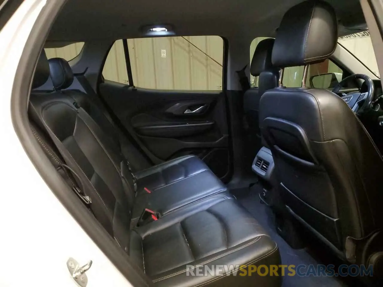 10 Photograph of a damaged car 3GKALVEV0KL241323 GMC TERRAIN 2019