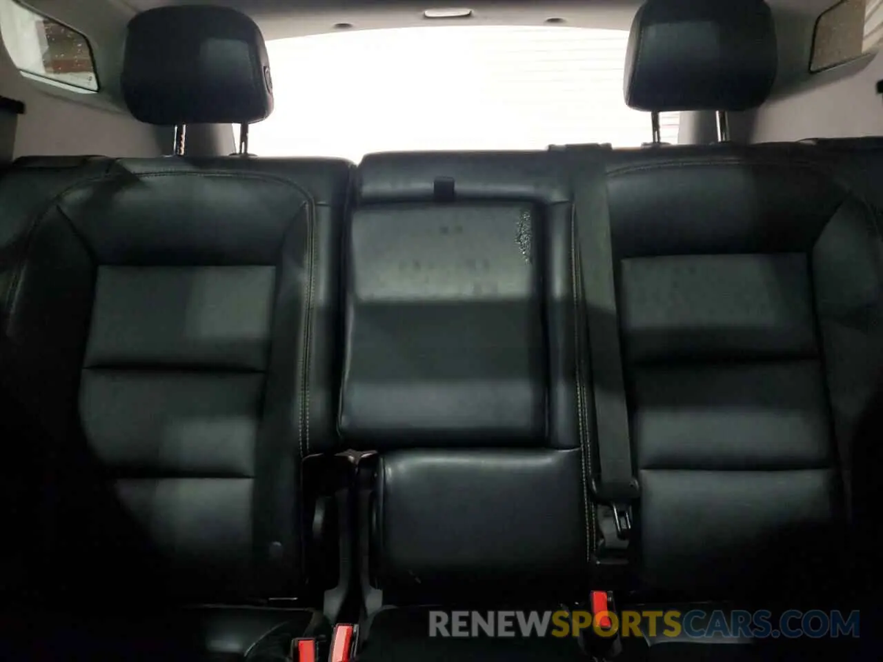 10 Photograph of a damaged car 3GKALVEV1KL318698 GMC TERRAIN 2019