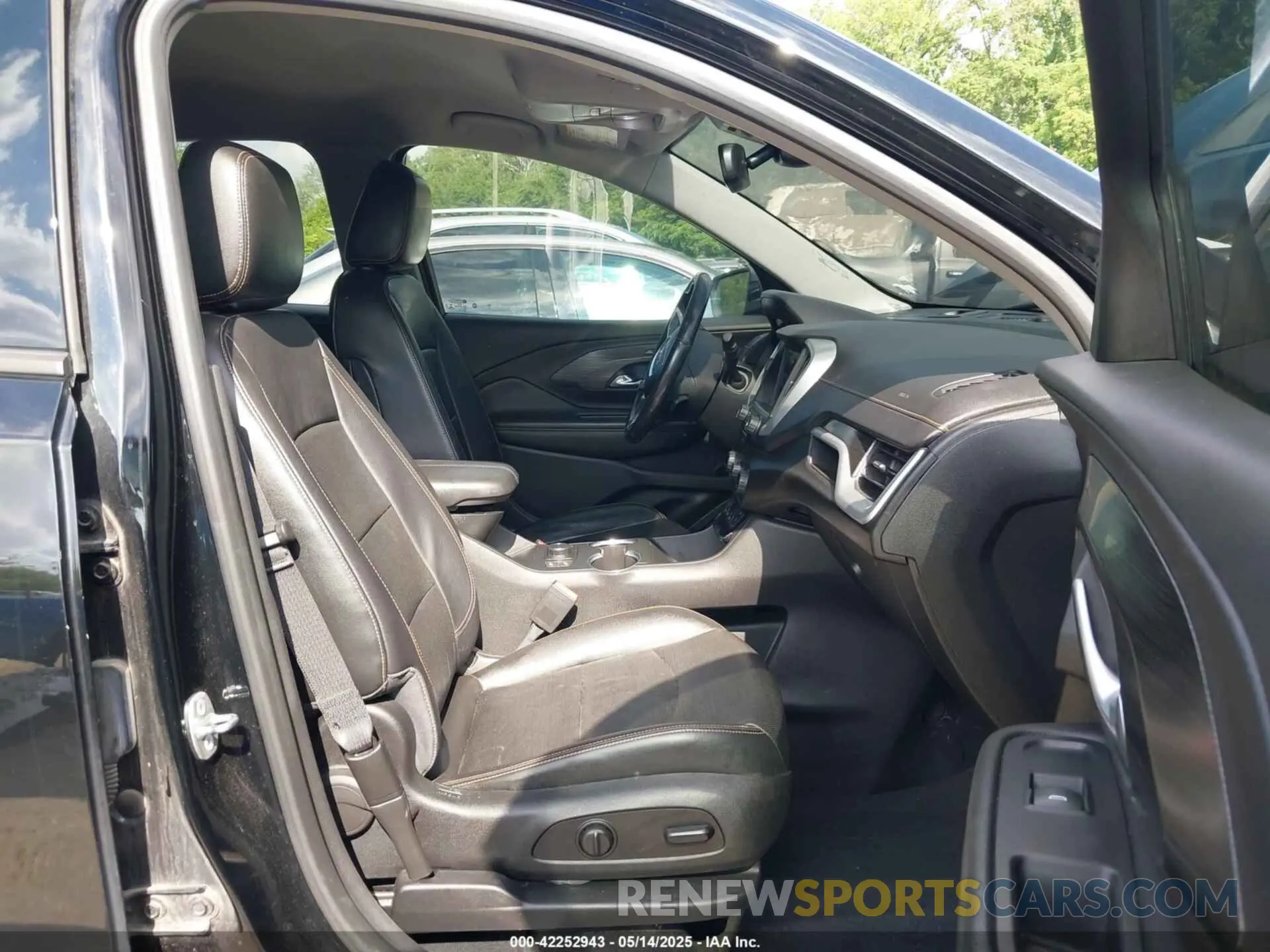 5 Photograph of a damaged car 3GKALVEV1KL324193 GMC TERRAIN 2019