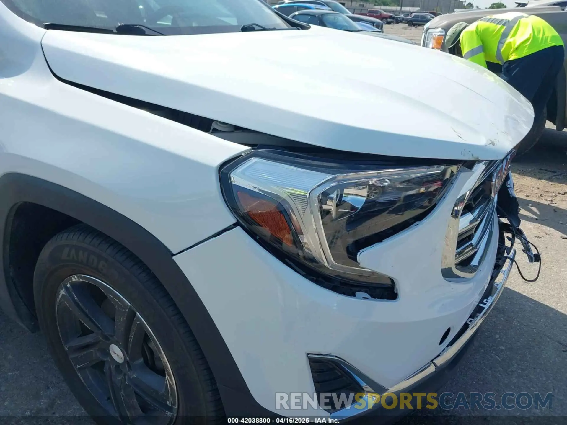6 Photograph of a damaged car 3GKALVEV1KL327367 GMC TERRAIN 2019