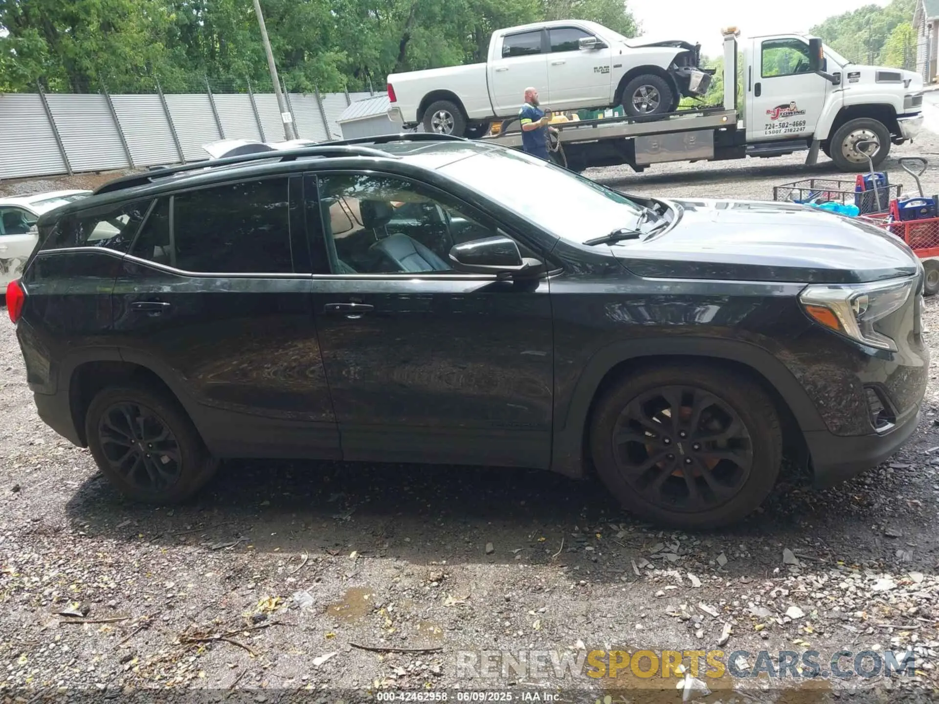 12 Photograph of a damaged car 3GKALVEV1KL333086 GMC TERRAIN 2019