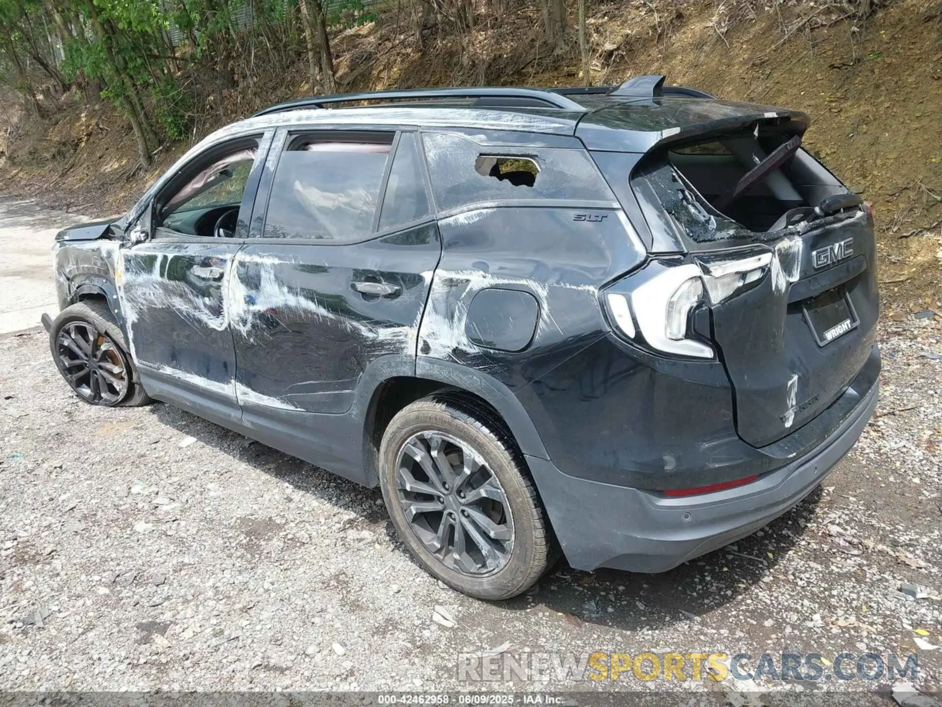 3 Photograph of a damaged car 3GKALVEV1KL333086 GMC TERRAIN 2019