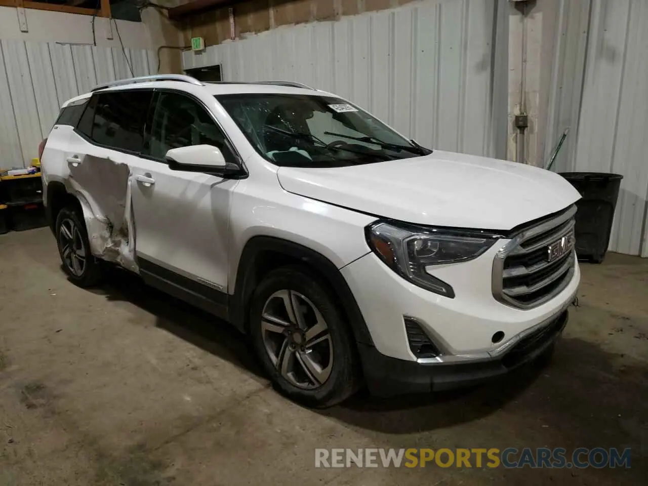 4 Photograph of a damaged car 3GKALVEV2KL175504 GMC TERRAIN 2019
