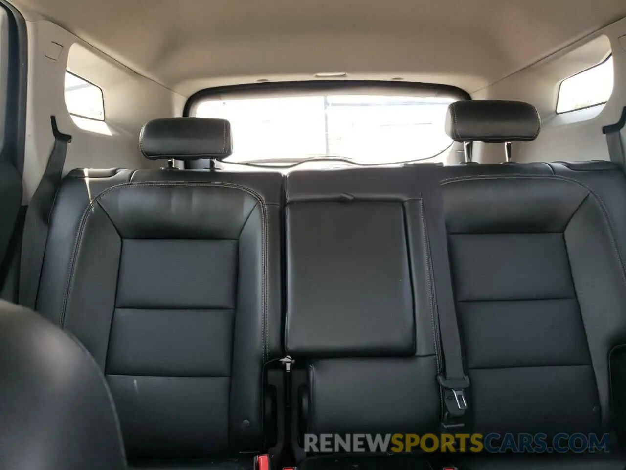 10 Photograph of a damaged car 3GKALVEV2KL313462 GMC TERRAIN 2019