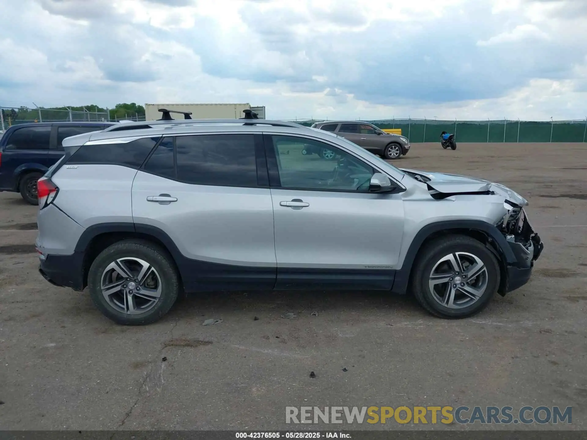 13 Photograph of a damaged car 3GKALVEV2KL330794 GMC TERRAIN 2019