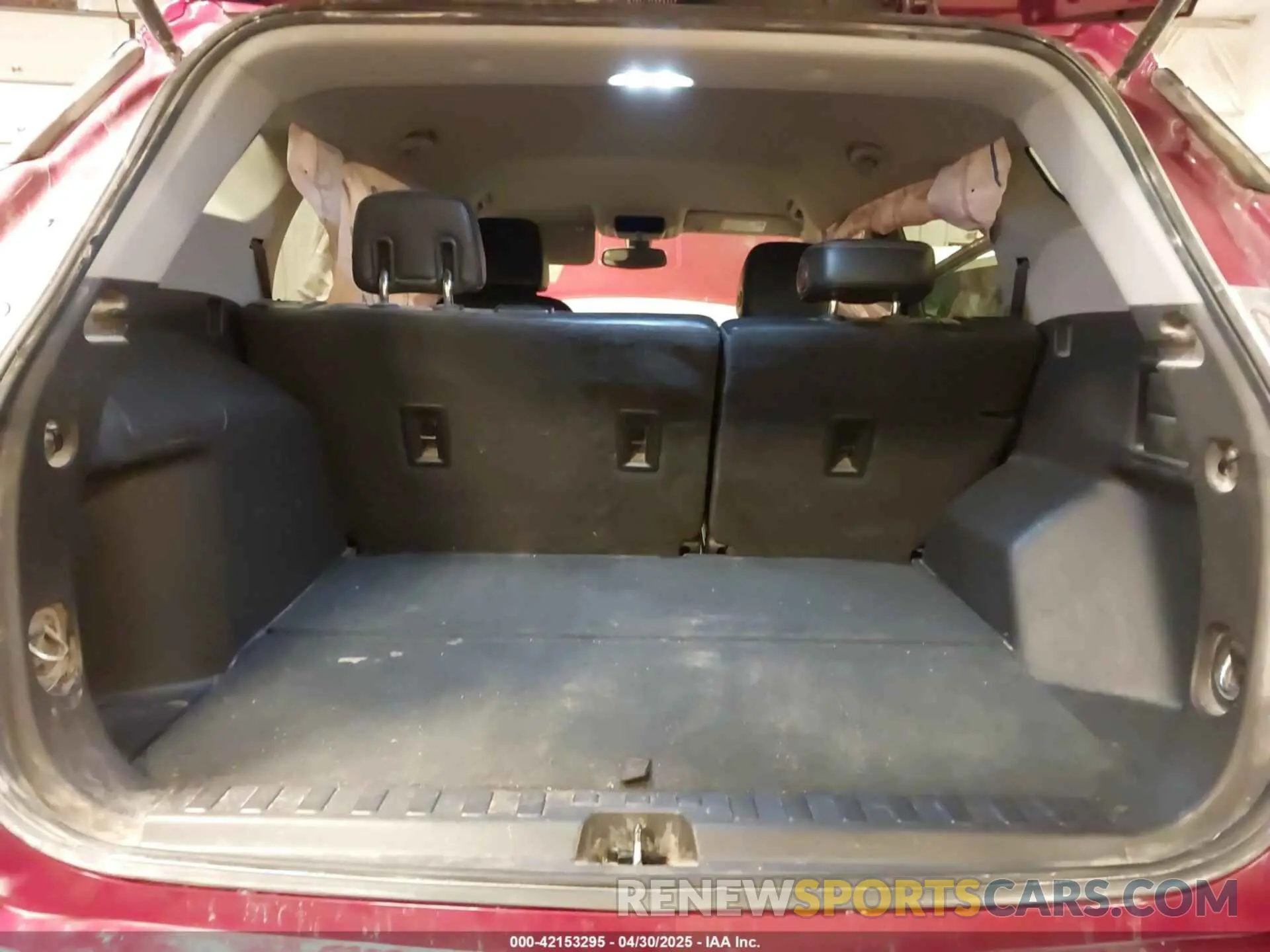 17 Photograph of a damaged car 3GKALVEV2KL374892 GMC TERRAIN 2019
