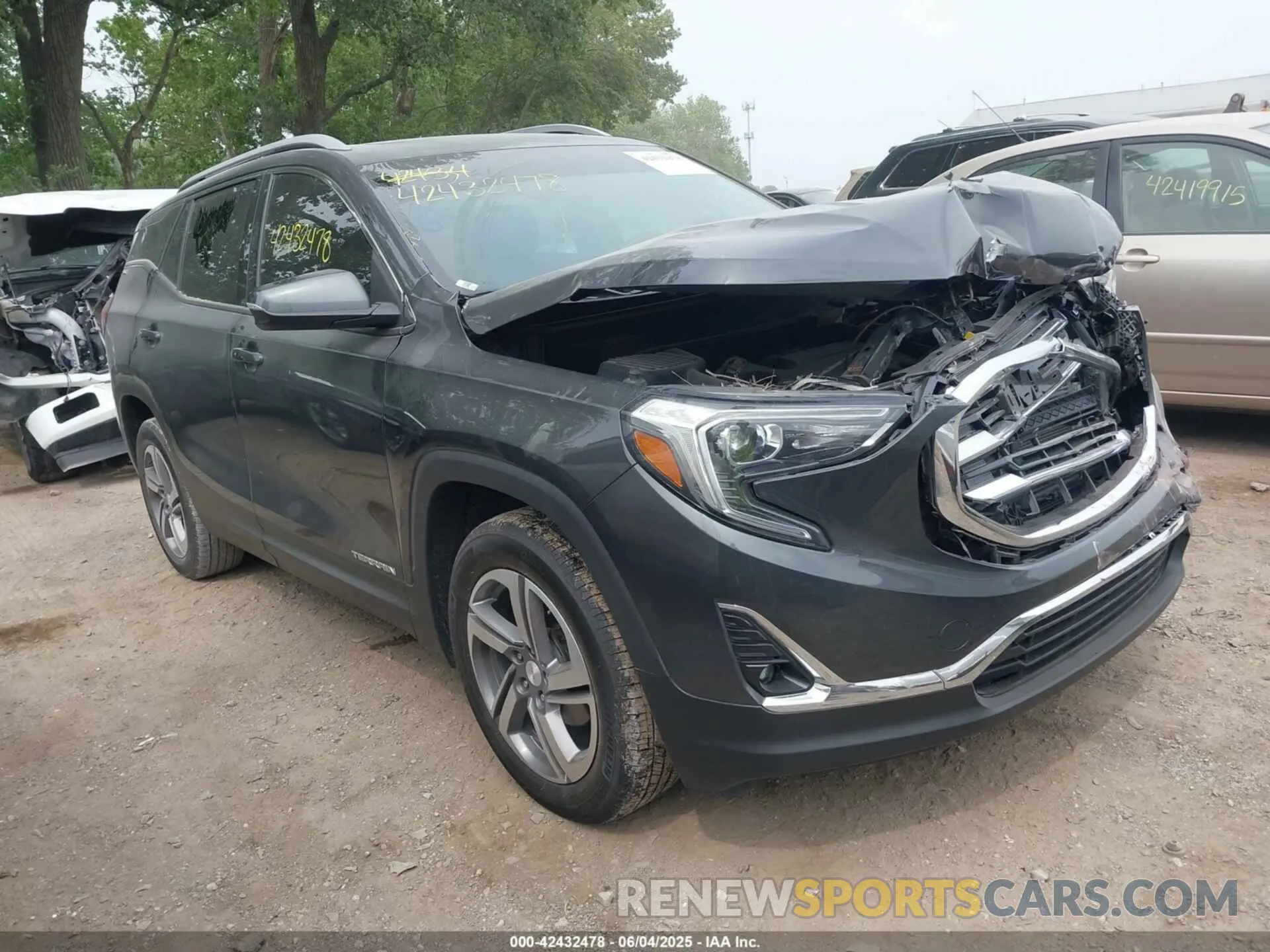 1 Photograph of a damaged car 3GKALVEV3KL103629 GMC TERRAIN 2019