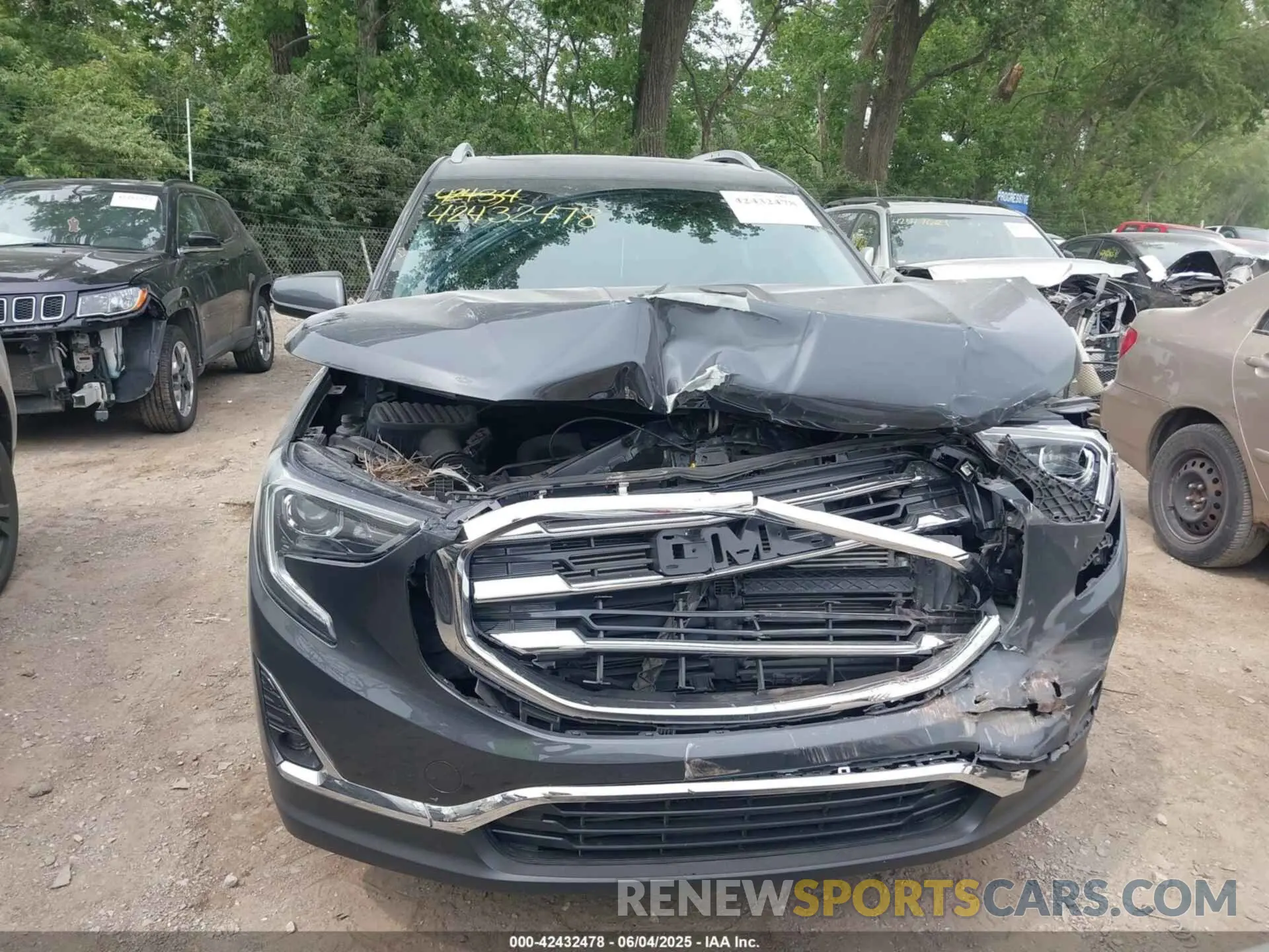 12 Photograph of a damaged car 3GKALVEV3KL103629 GMC TERRAIN 2019