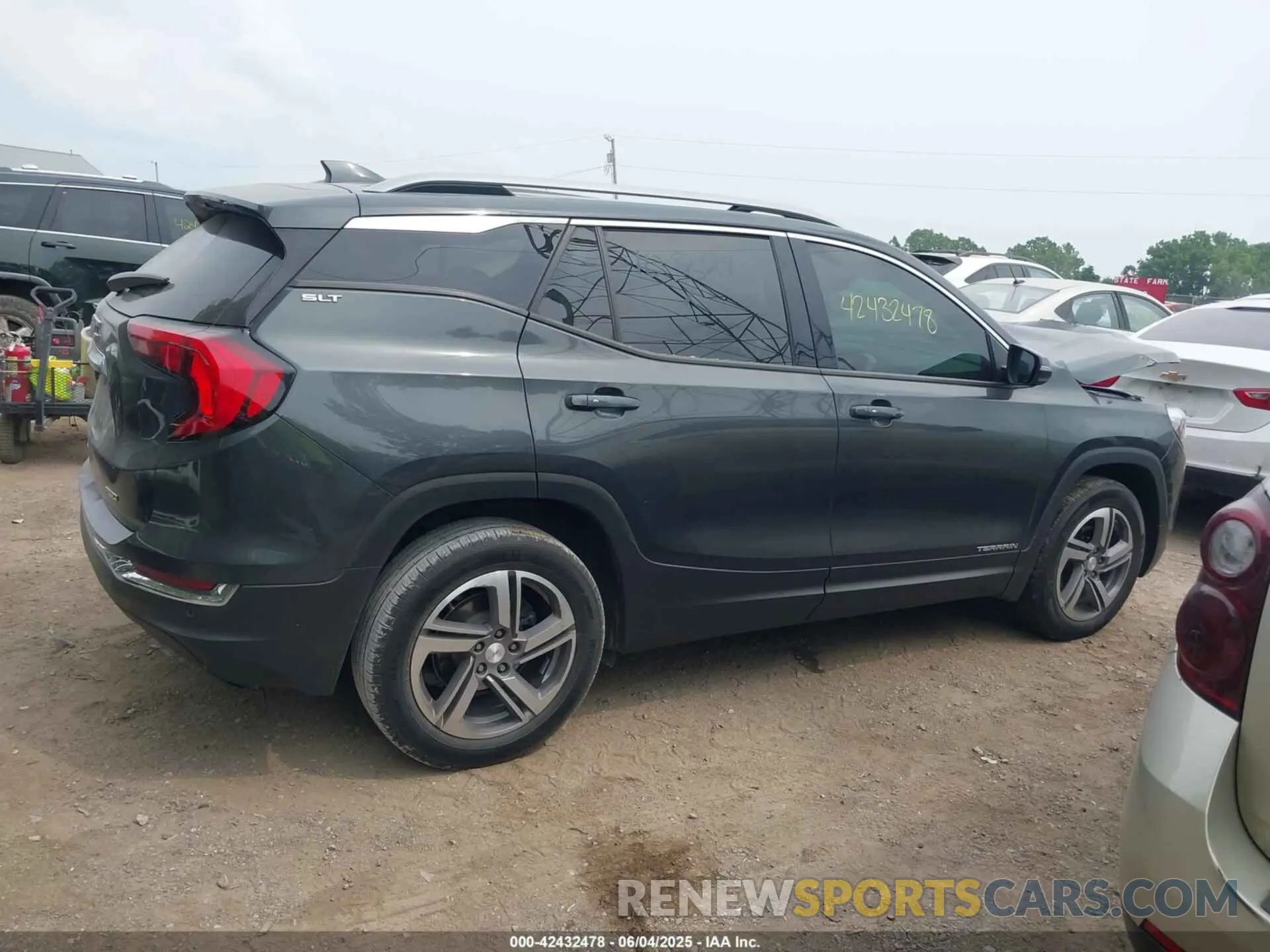 13 Photograph of a damaged car 3GKALVEV3KL103629 GMC TERRAIN 2019