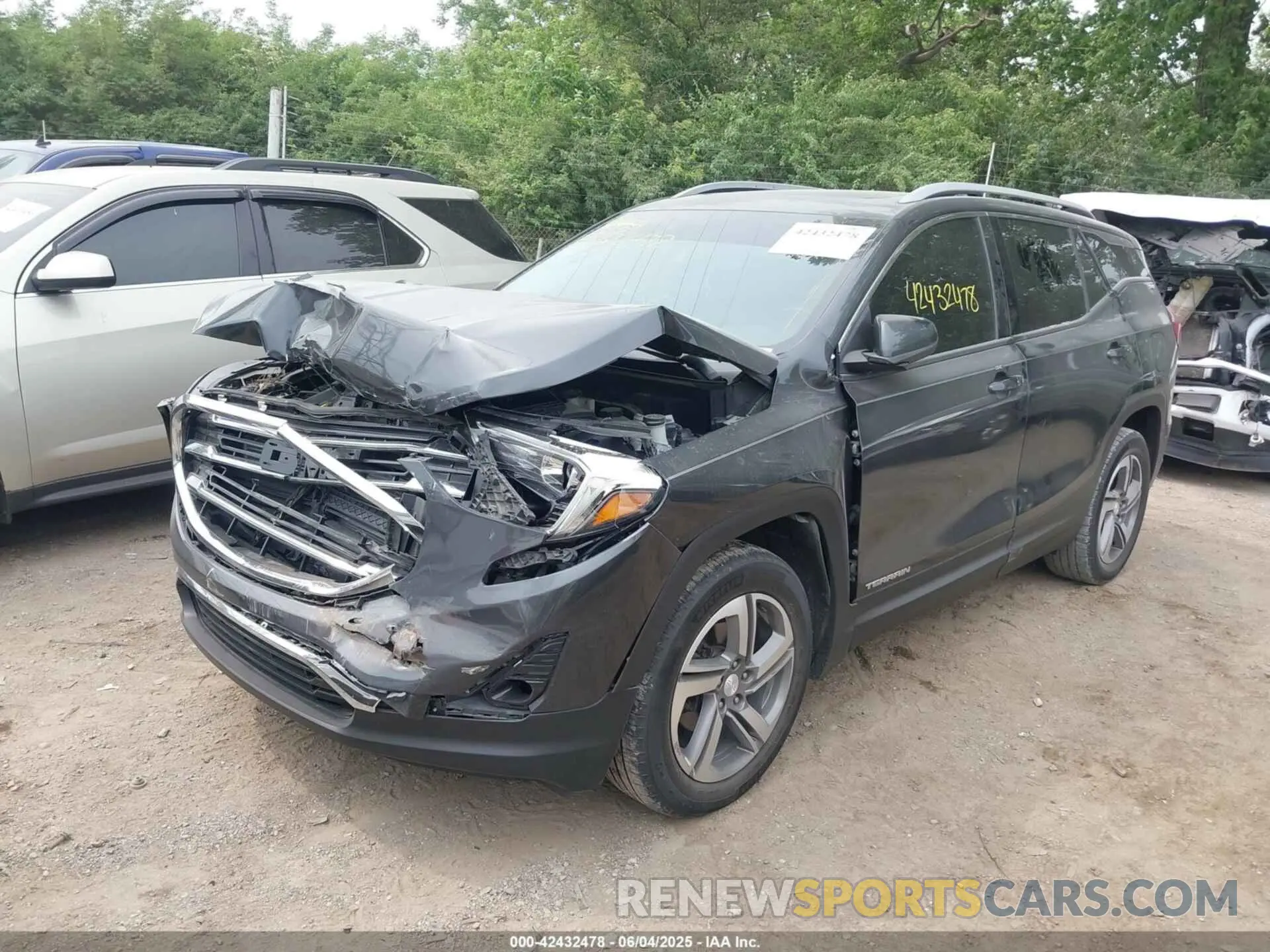 6 Photograph of a damaged car 3GKALVEV3KL103629 GMC TERRAIN 2019