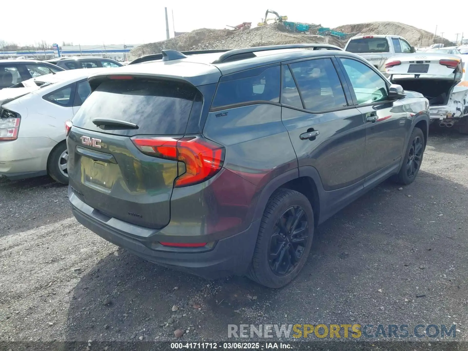 4 Photograph of a damaged car 3GKALVEV3KL362850 GMC TERRAIN 2019