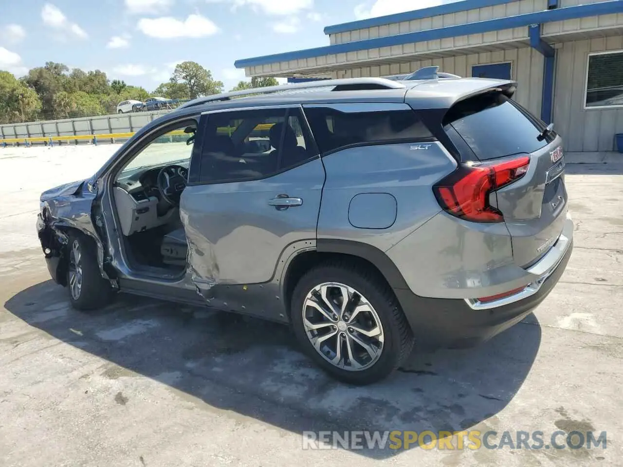 2 Photograph of a damaged car 3GKALVEV4KL150006 GMC TERRAIN 2019