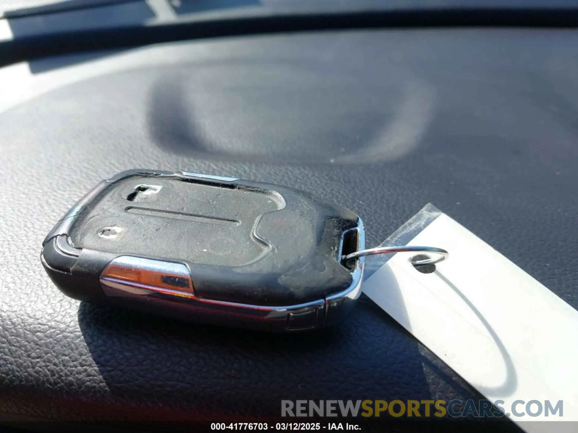 11 Photograph of a damaged car 3GKALVEV4KL358841 GMC TERRAIN 2019