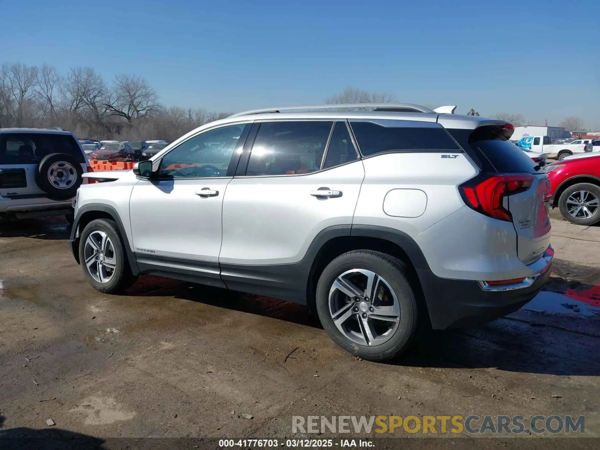 15 Photograph of a damaged car 3GKALVEV4KL358841 GMC TERRAIN 2019