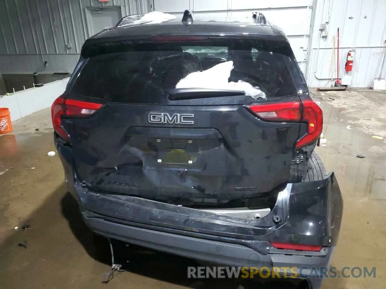 6 Photograph of a damaged car 3GKALVEV7KL208559 GMC TERRAIN 2019