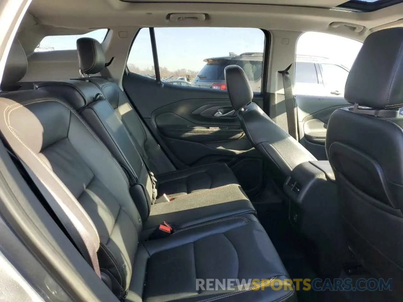 10 Photograph of a damaged car 3GKALVEV8KL293959 GMC TERRAIN 2019