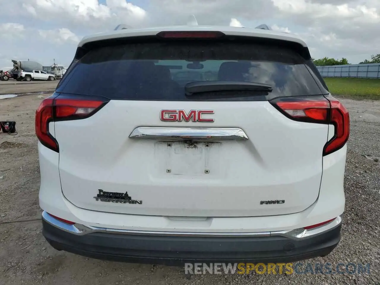 6 Photograph of a damaged car 3GKALVEV9KL246407 GMC TERRAIN 2019