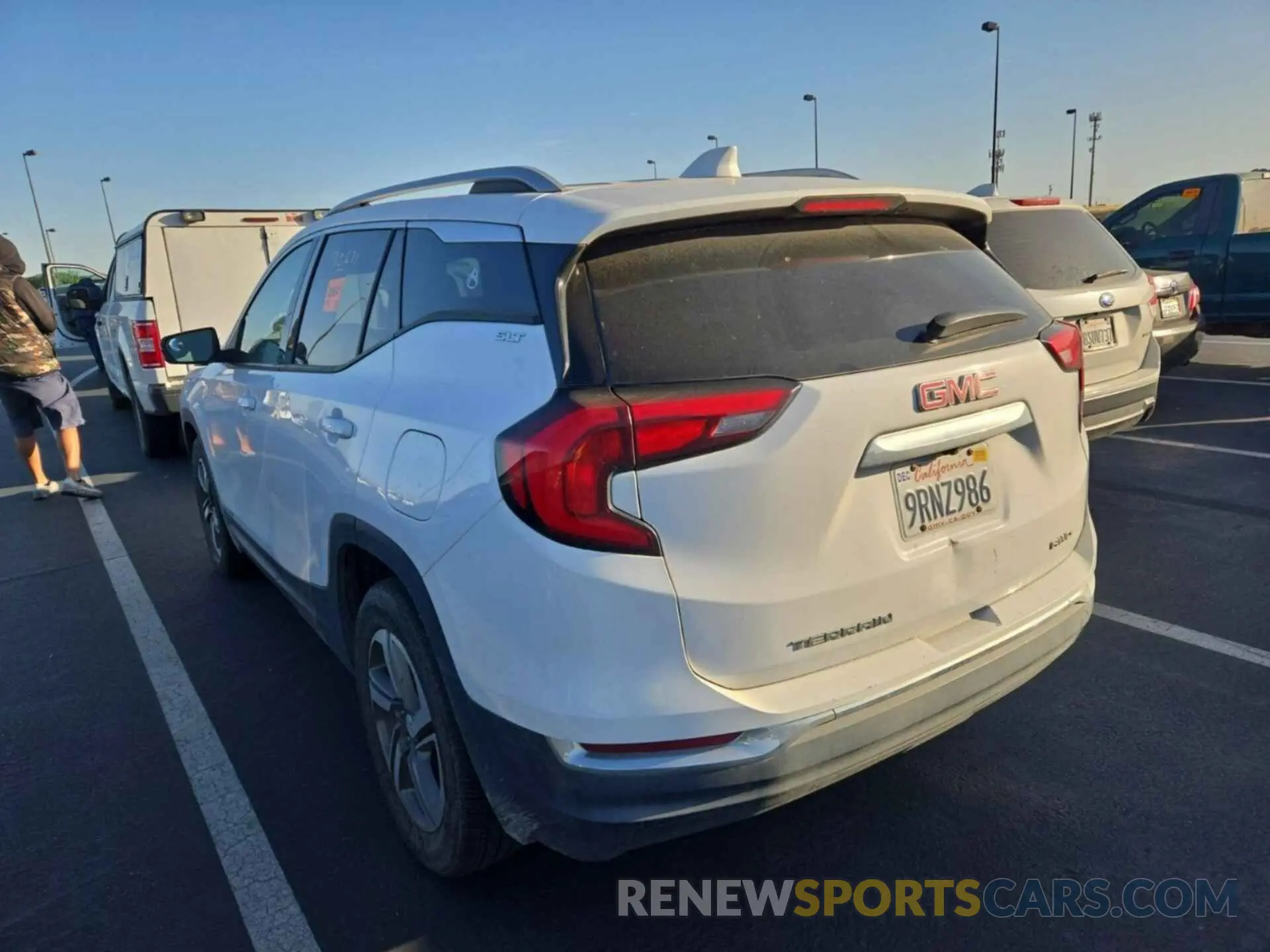 2 Photograph of a damaged car 3GKALVEVXKL294806 GMC TERRAIN 2019
