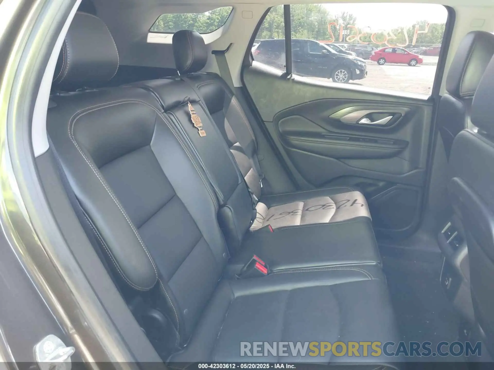 8 Photograph of a damaged car 3GKALVEX0KL231845 GMC TERRAIN 2019