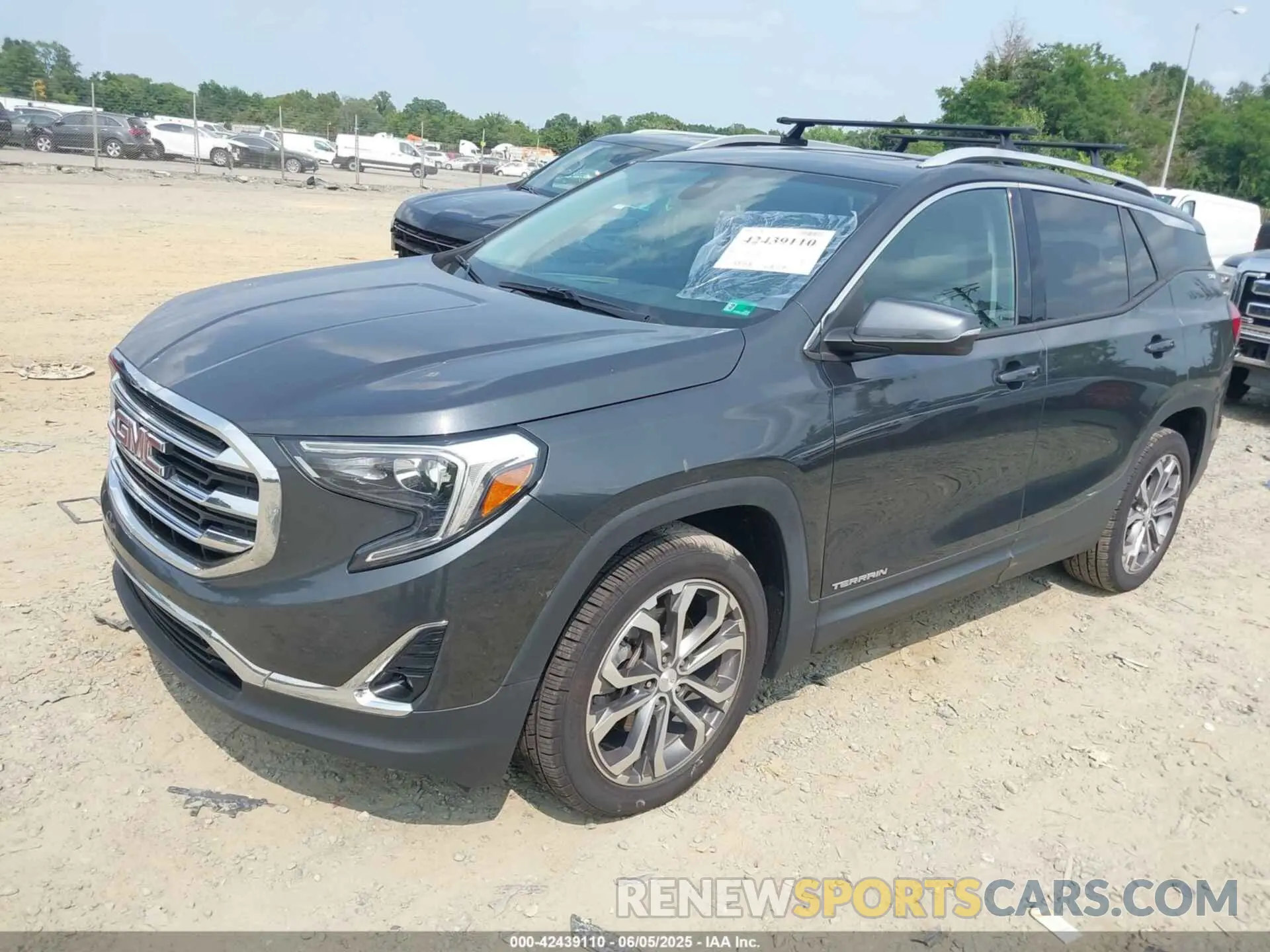 2 Photograph of a damaged car 3GKALVEX0KL261282 GMC TERRAIN 2019