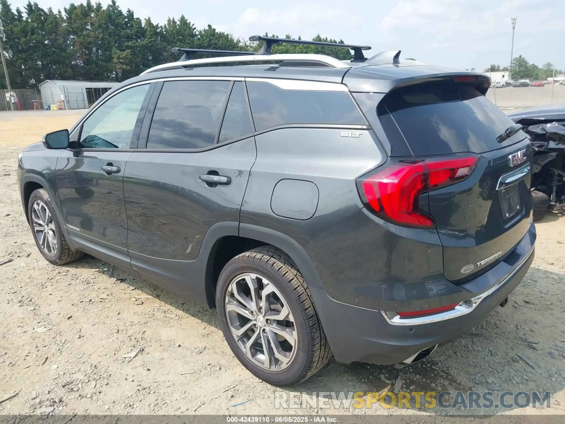3 Photograph of a damaged car 3GKALVEX0KL261282 GMC TERRAIN 2019