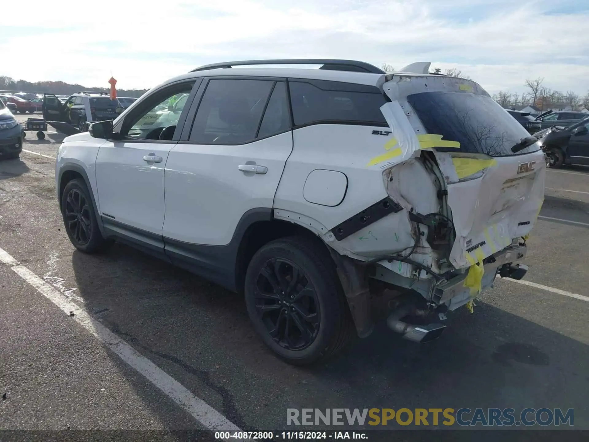 3 Photograph of a damaged car 3GKALVEX2KL215372 GMC TERRAIN 2019