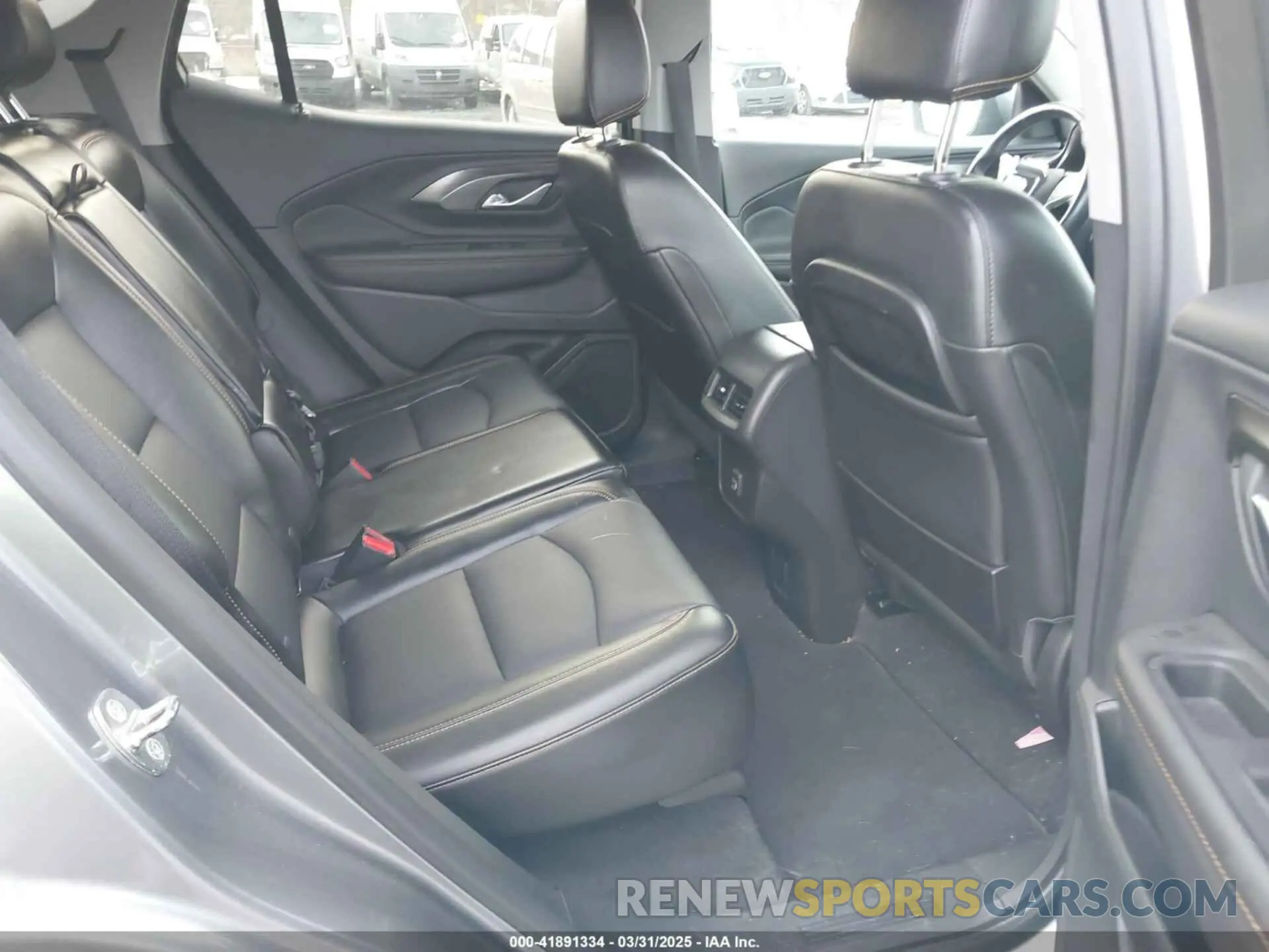 8 Photograph of a damaged car 3GKALVEX5KL384320 GMC TERRAIN 2019