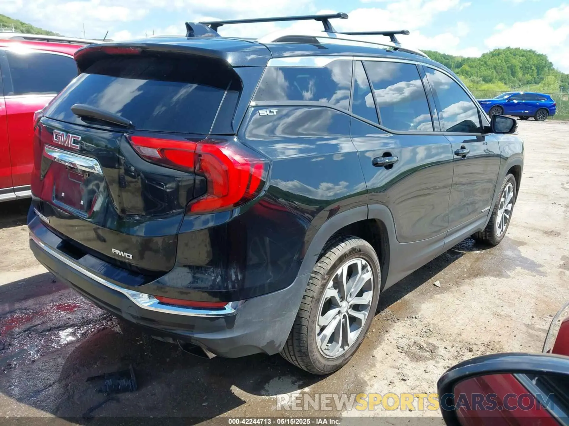 4 Photograph of a damaged car 3GKALVEX6KL222079 GMC TERRAIN 2019