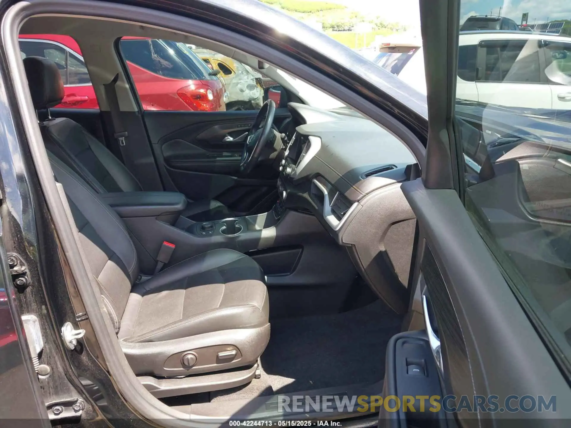 5 Photograph of a damaged car 3GKALVEX6KL222079 GMC TERRAIN 2019