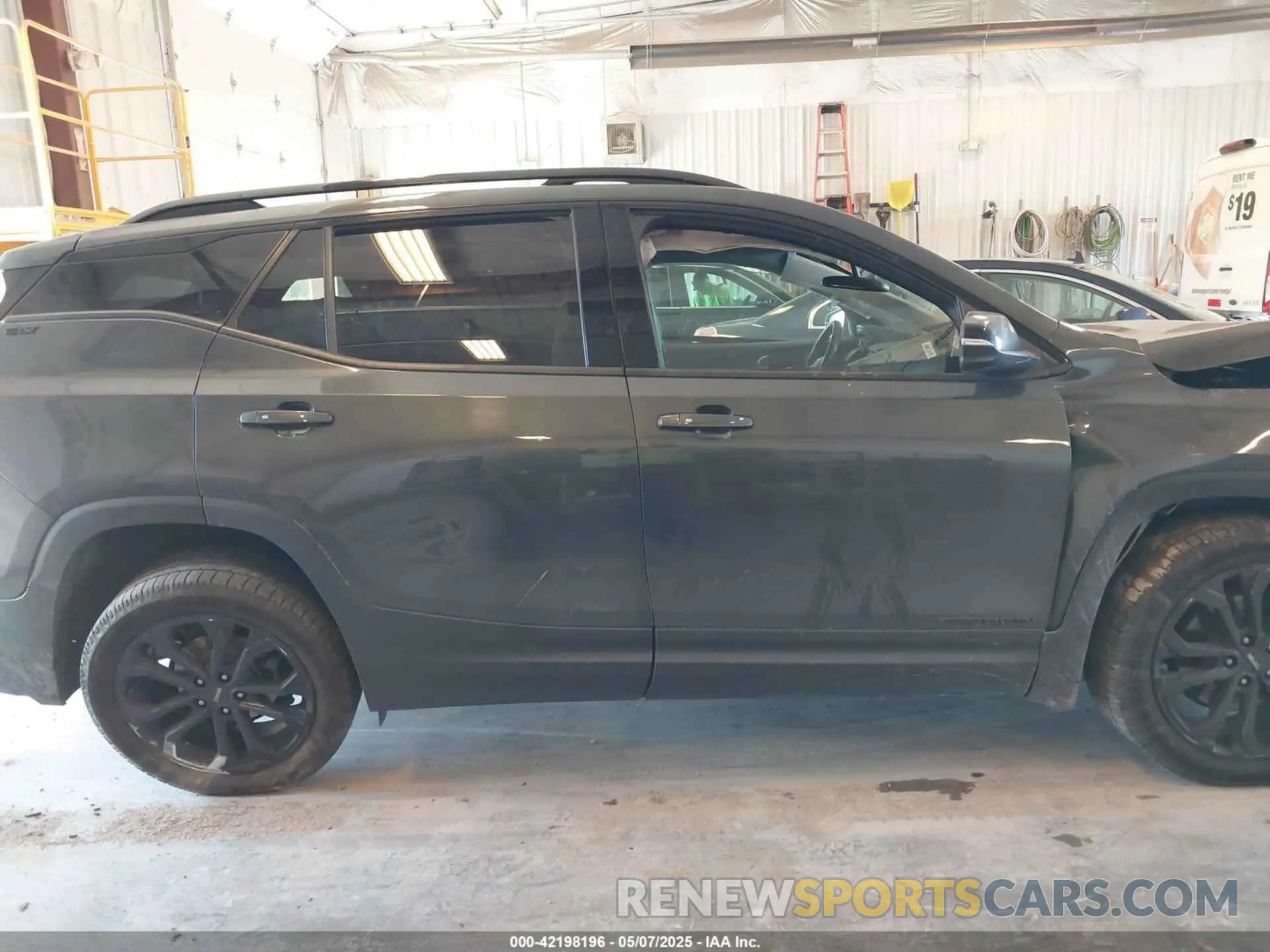 13 Photograph of a damaged car 3GKALVEX7KL267984 GMC TERRAIN 2019