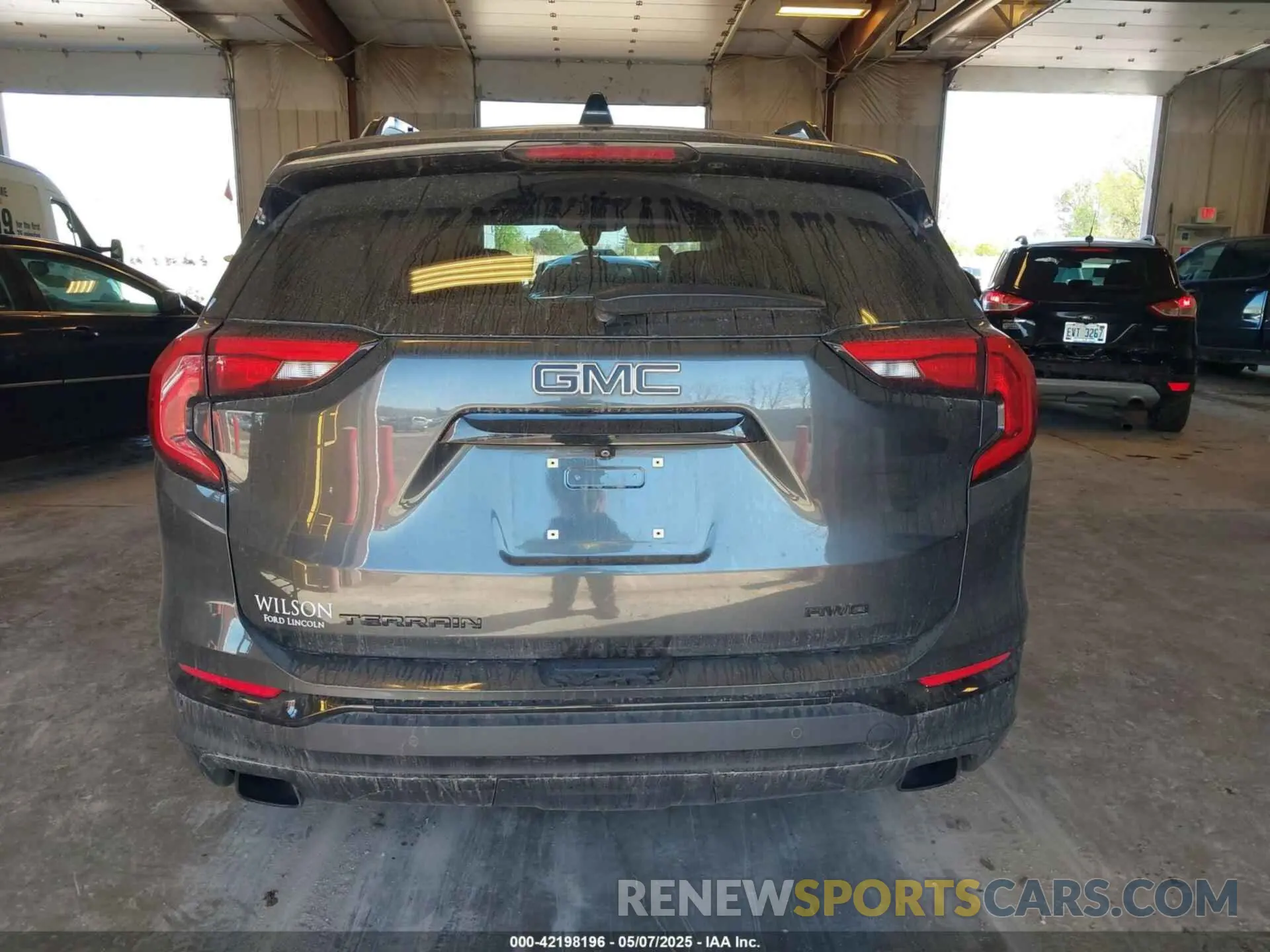 16 Photograph of a damaged car 3GKALVEX7KL267984 GMC TERRAIN 2019