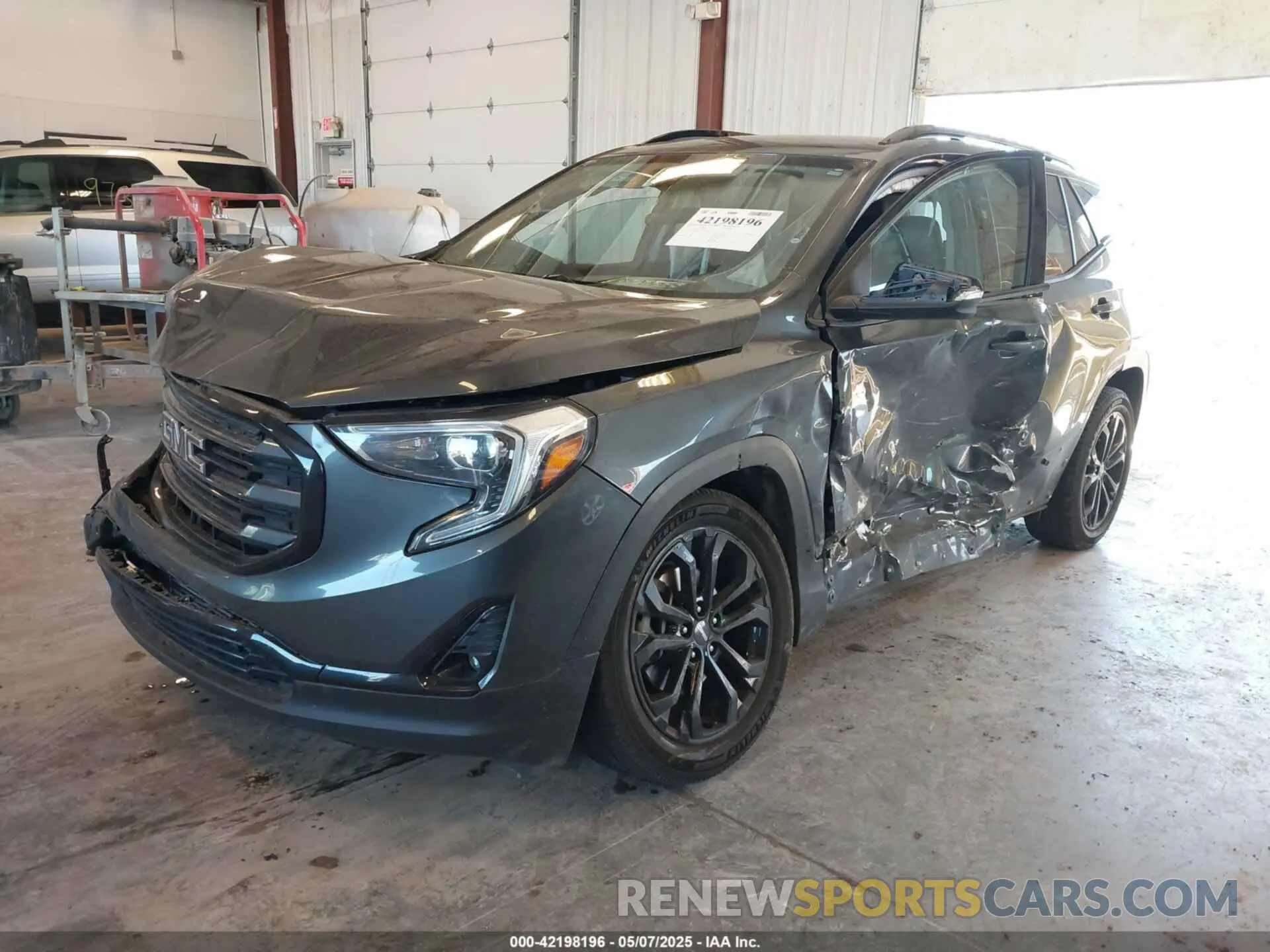 2 Photograph of a damaged car 3GKALVEX7KL267984 GMC TERRAIN 2019