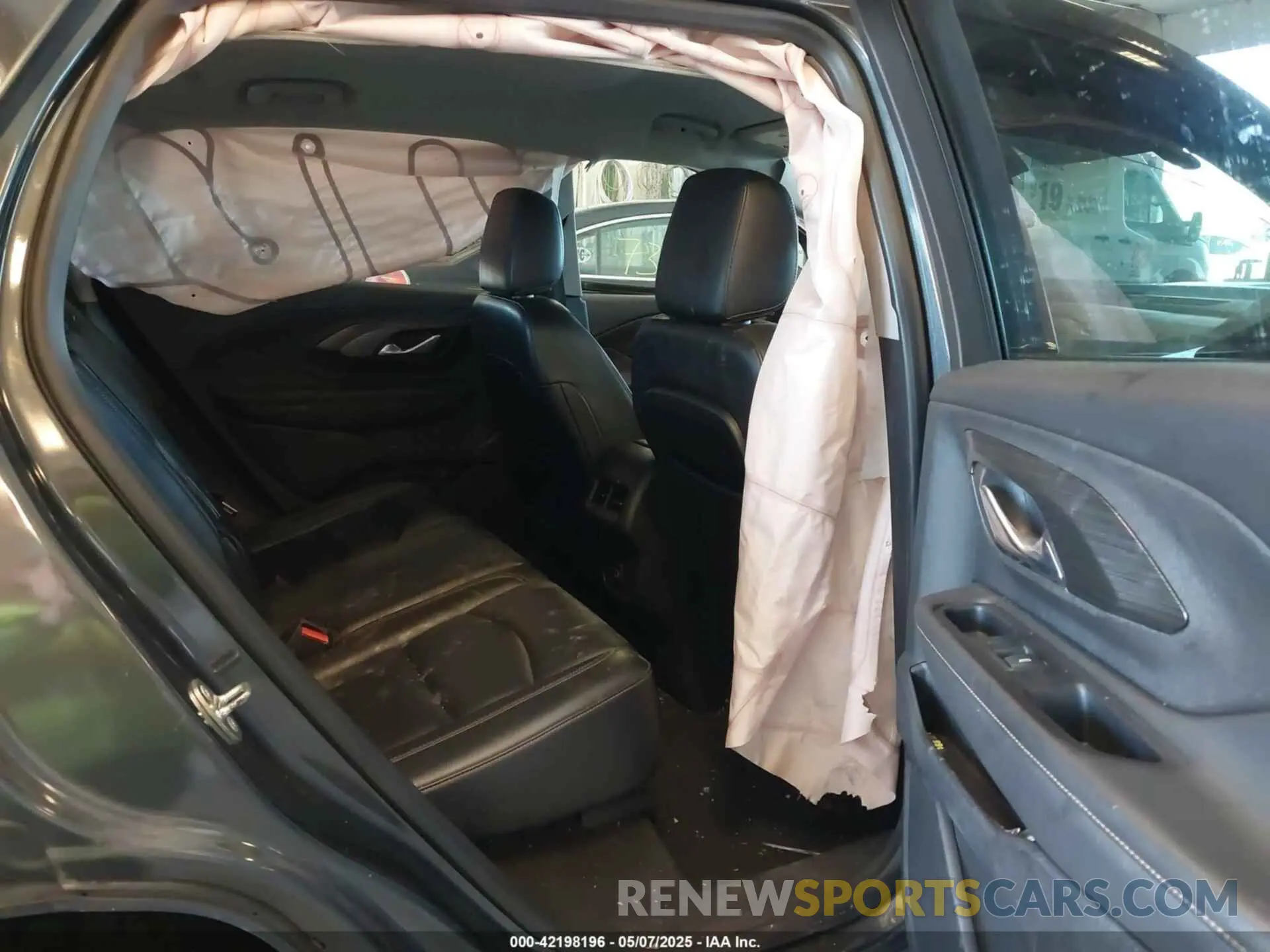 8 Photograph of a damaged car 3GKALVEX7KL267984 GMC TERRAIN 2019