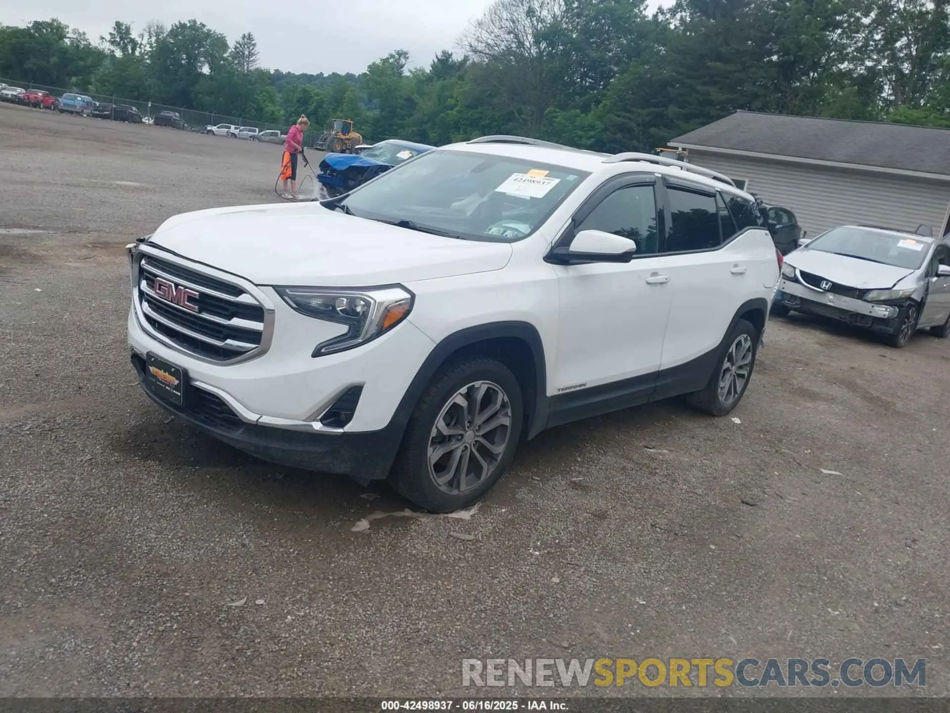 2 Photograph of a damaged car 3GKALVEX7KL278581 GMC TERRAIN 2019