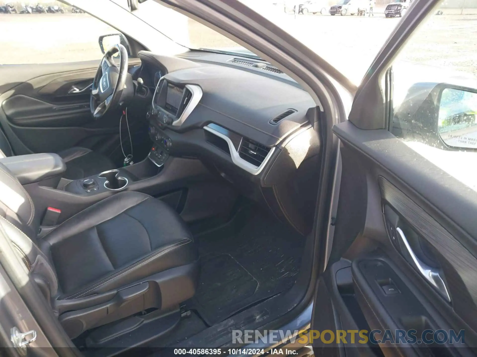 5 Photograph of a damaged car 3GKALVEXXKL154174 GMC TERRAIN 2019