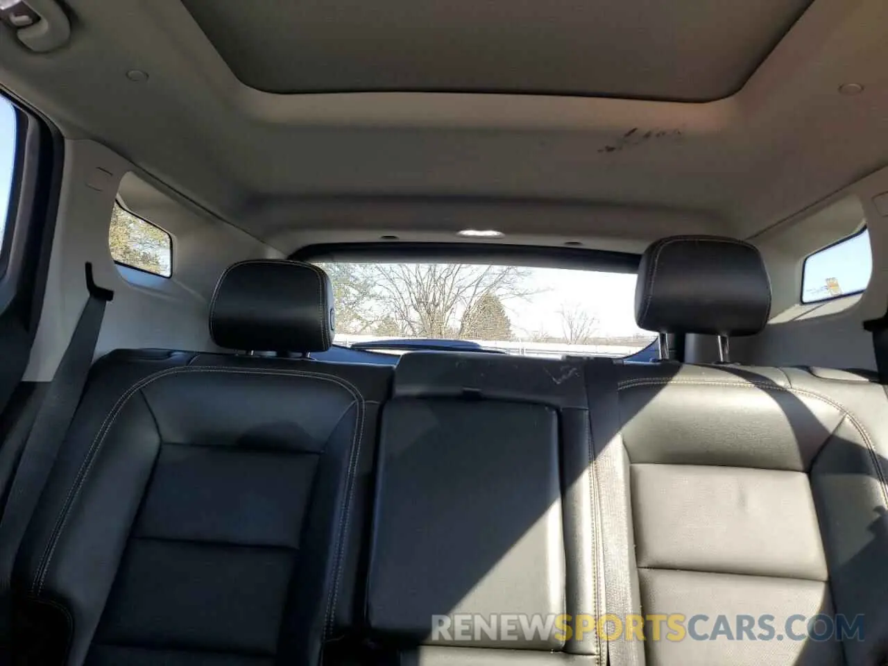 10 Photograph of a damaged car 3GKALWEU7KL251179 GMC TERRAIN 2019